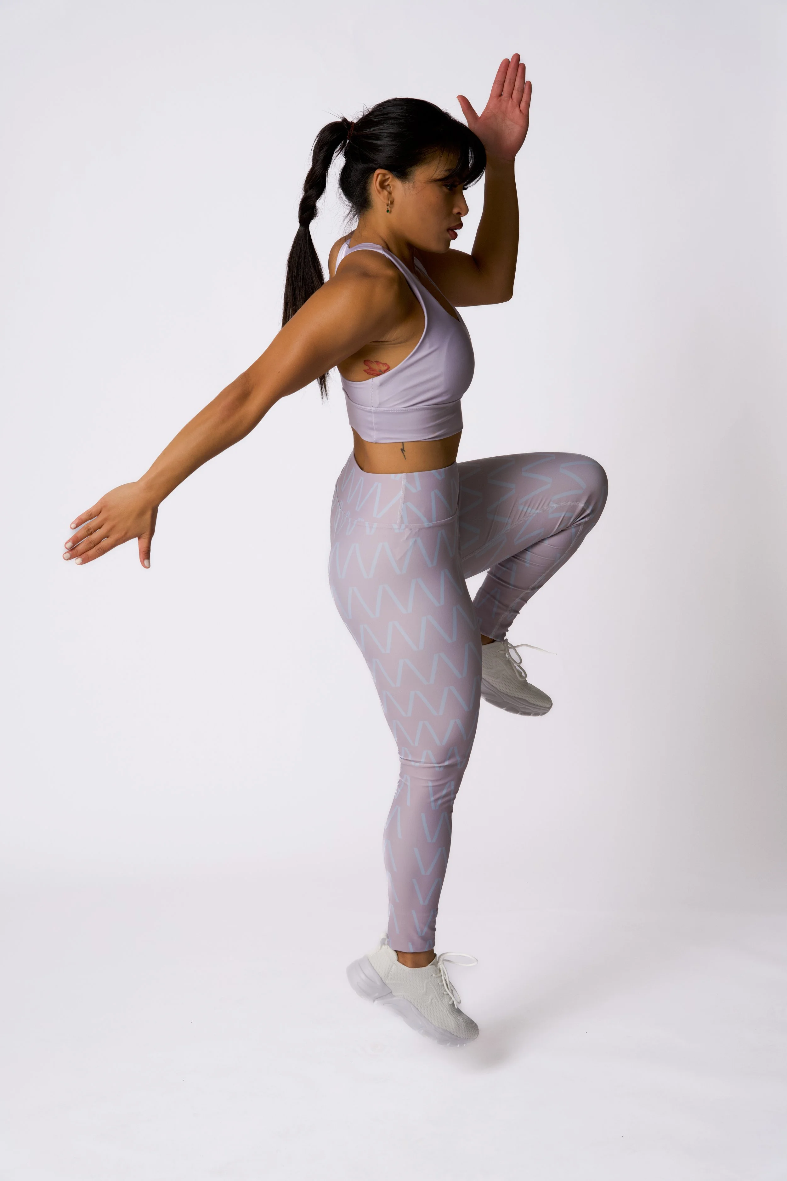 Mira Careys Pink Leggings 1.JPG