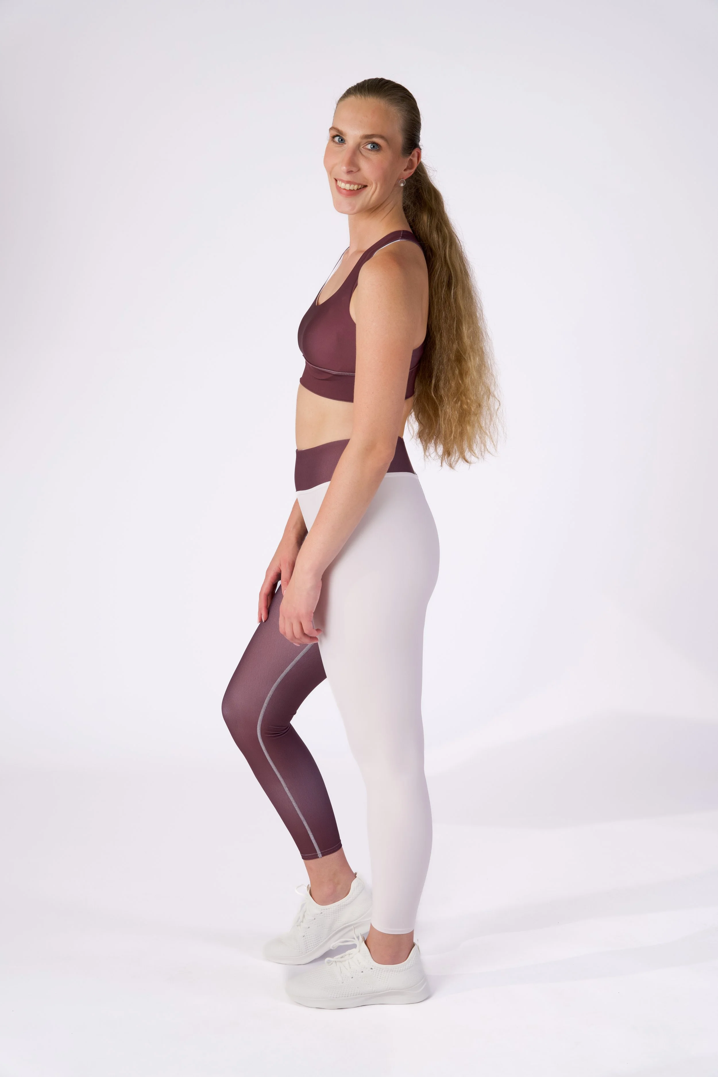 Nina Leggings 2.JPG