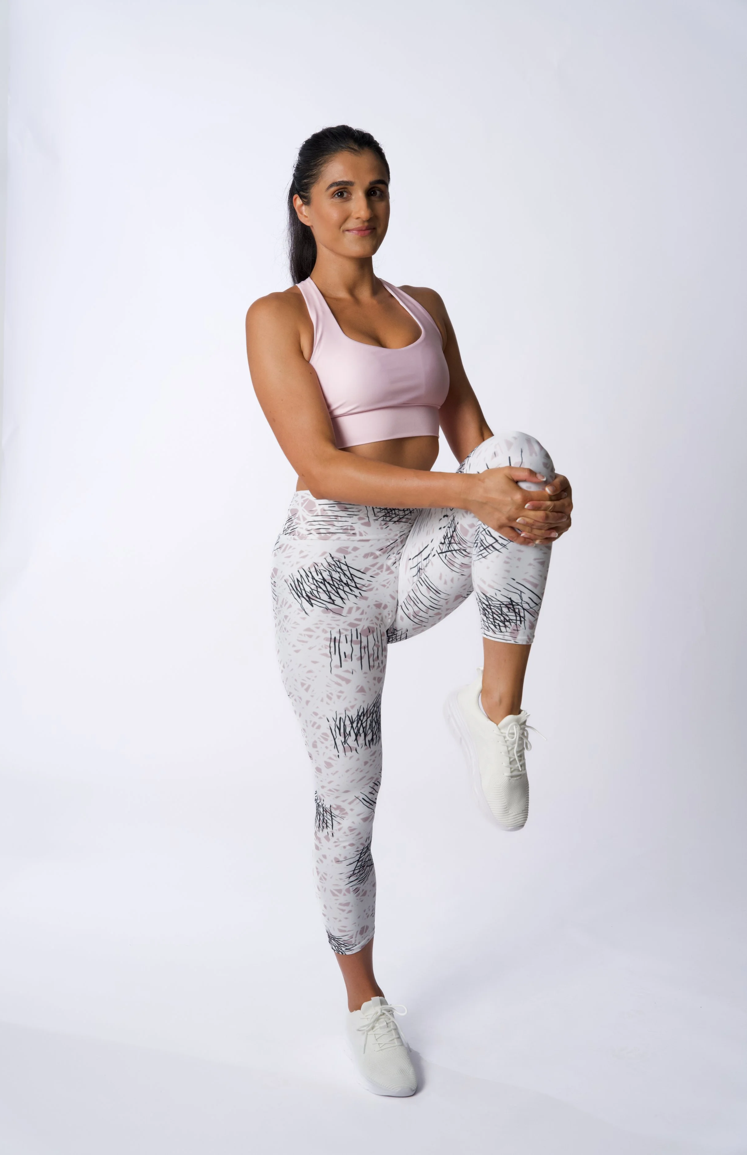 Luna+Careys+Pink+Leggings+2.png