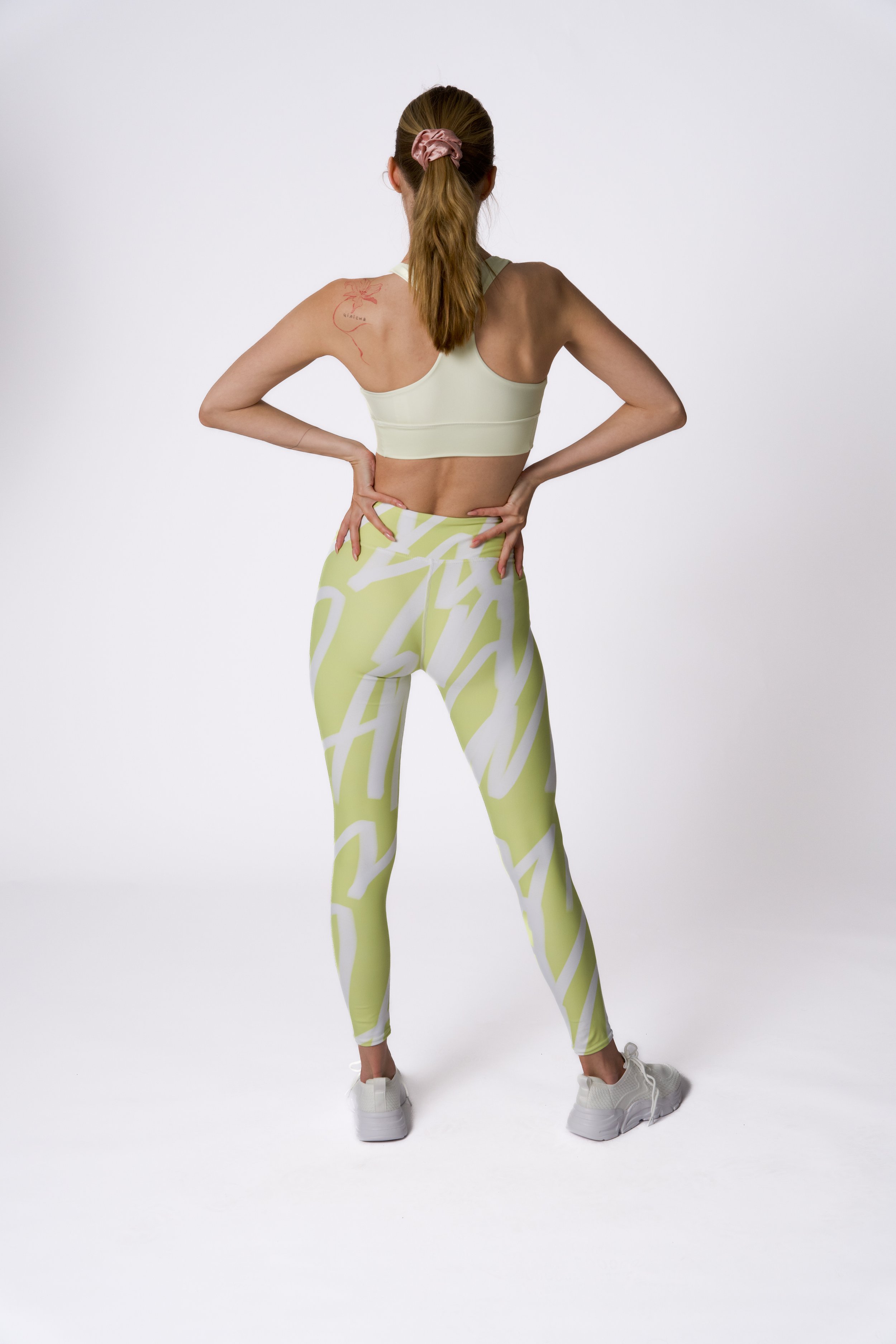 Stevie Wild Willow Leggings 1.JPG
