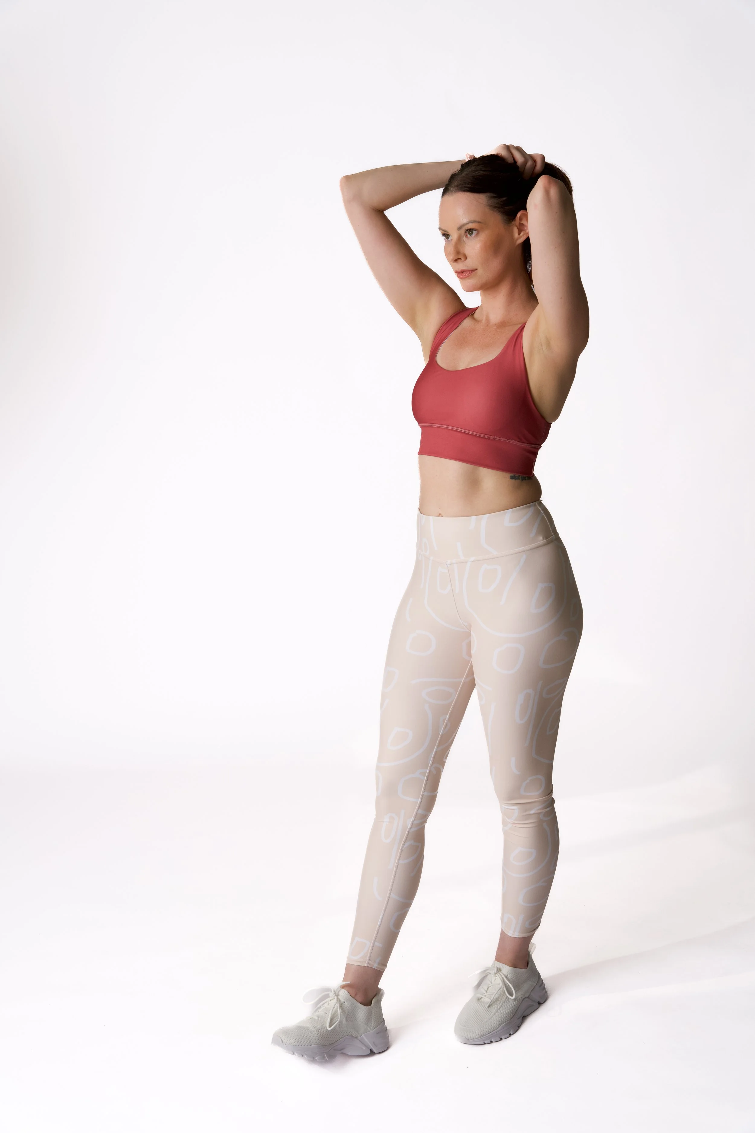 Arabella Champagne Leggings 6.JPG