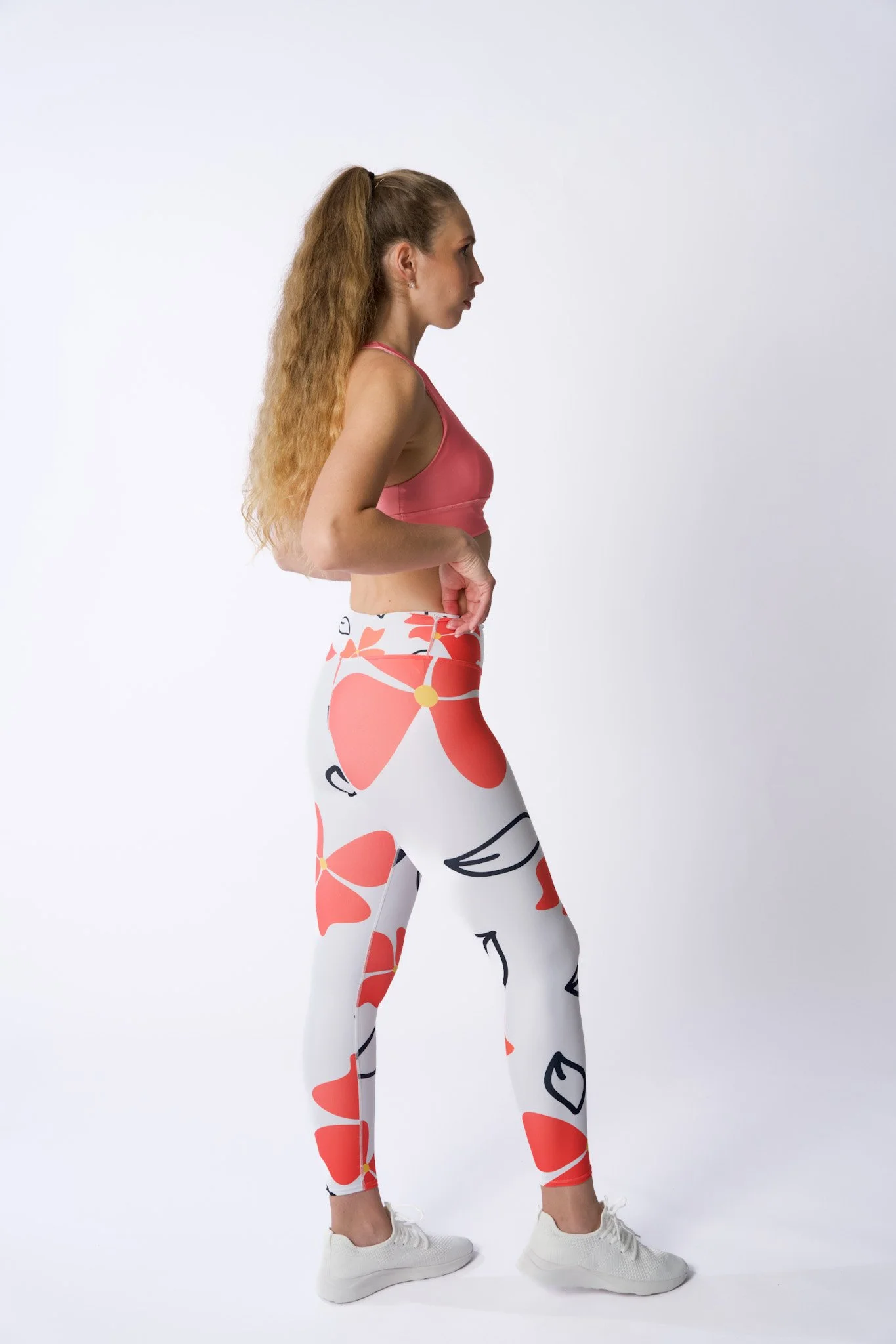 Elena White Leggings 5.jpg