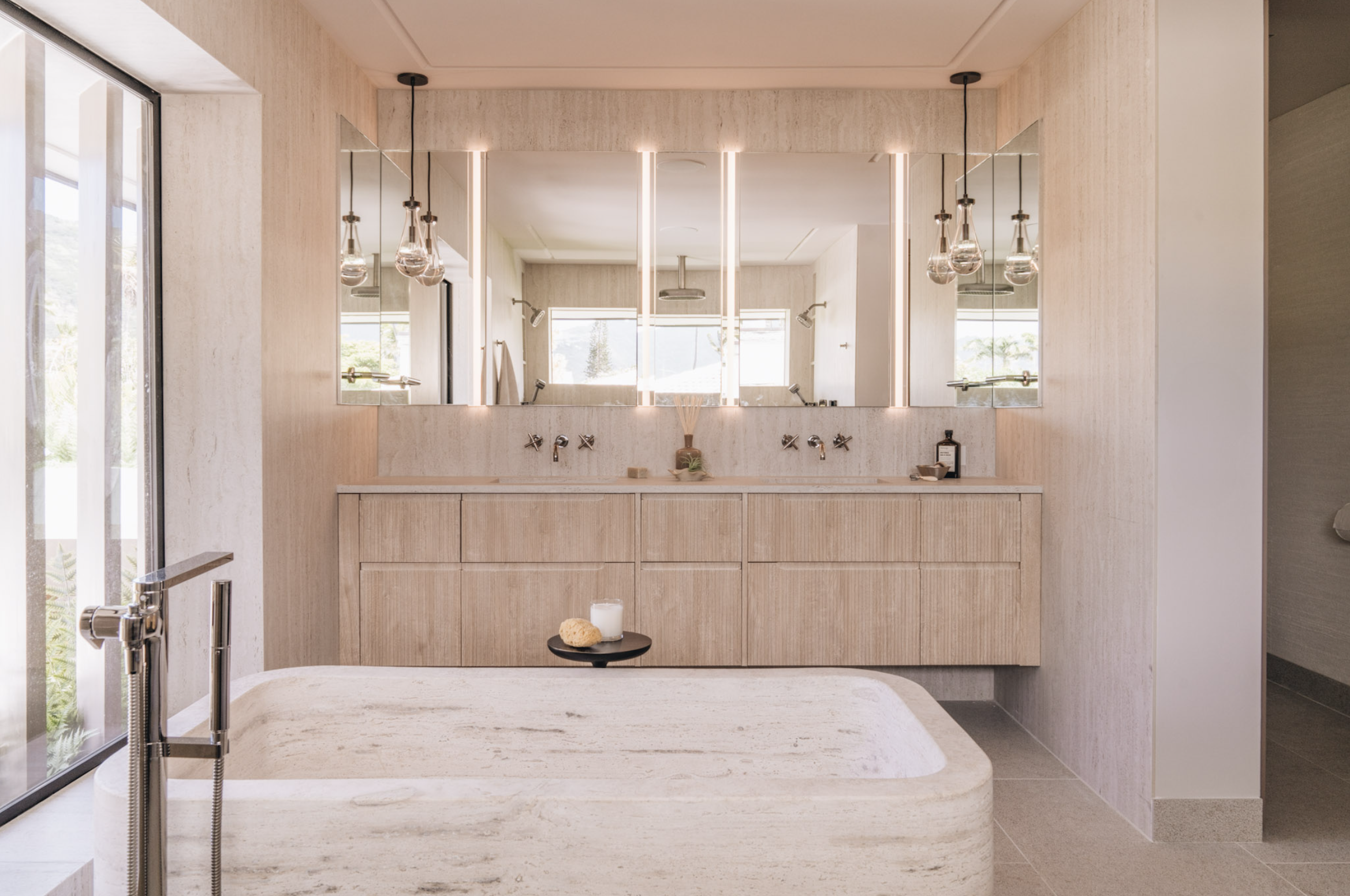 Portlock - Primary Bath 2.png