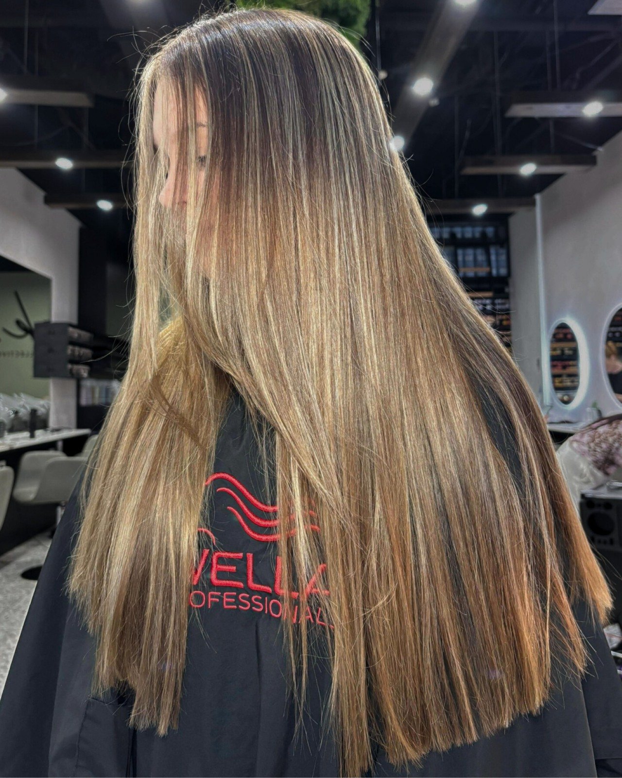 Need a little TLC? Jazz has you covered!
ㅤ
Fresh highlights and face-framing = PERFECTION
ㅤ
🏷️- Jak Hair Collective, Gold Coast, Reedy Creek Salon, Casuarina Hair, Blonde &amp; Balayage Specialist, Keratin Treatments, Hair Extensions Gold Coast, Wel
