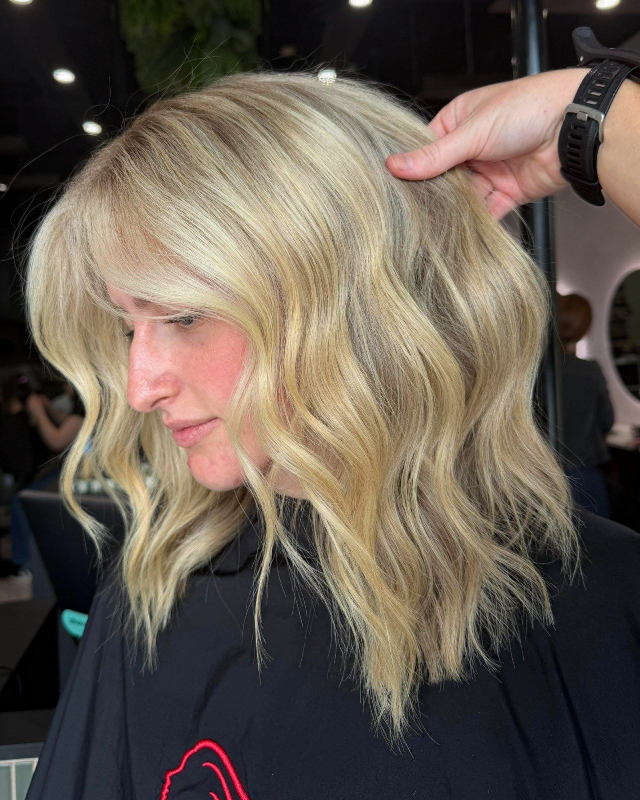 Slowly but surely going back to the natural side with this one!
ㅤ
Amber's keeping it light and bright as always 🤩
ㅤ
🏷️- Jak Hair Collective, Gold Coast, Reedy Creek Salon, Casuarina Hair, Blonde &amp; Balayage Specialist, Keratin Treatments, Hair E