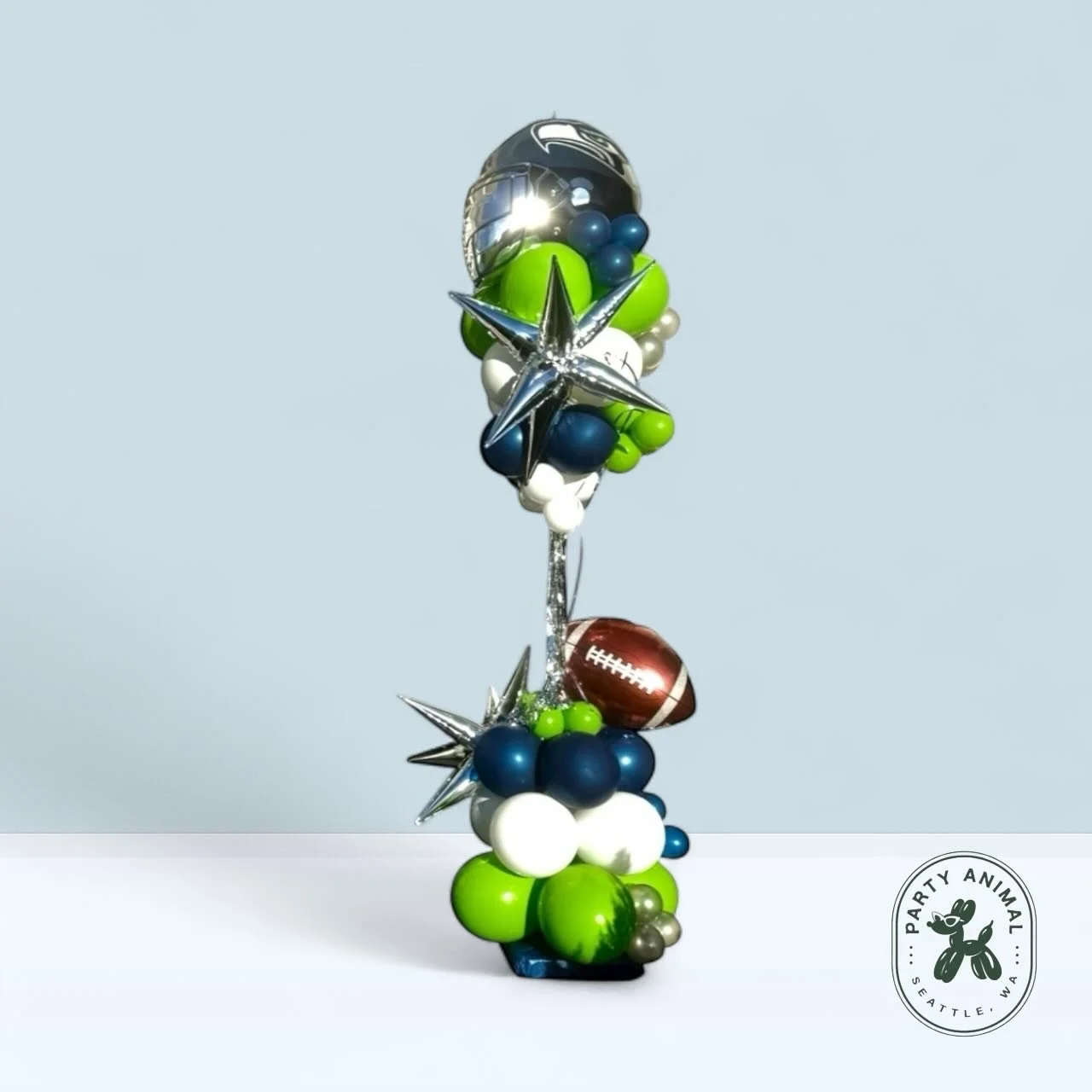 Who&rsquo;s hosting a Seahawks watch party this weekend! If you are we have great quick and easy additions to add to your party that are simple but pack a punch! GO HAWKS! 💚💙💚💙

#BalloonDecor  #BalloonArt #BalloonGarland  #BalloonArch  #PartyDeco