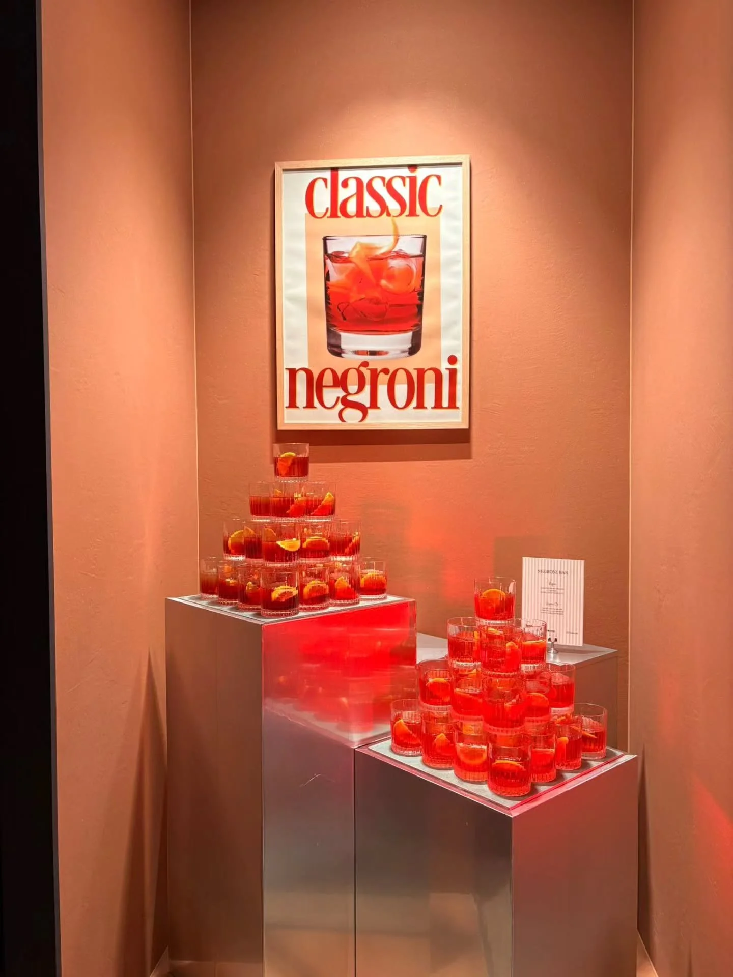 There&rsquo;s something timeless about a Negroni. 🍊

It&rsquo;s a symbol of shared culture, great conversation, and moments together.

For us, details matter &mdash; and this Negroni pyramid became a centerpiece of the experience: guests gathering, 