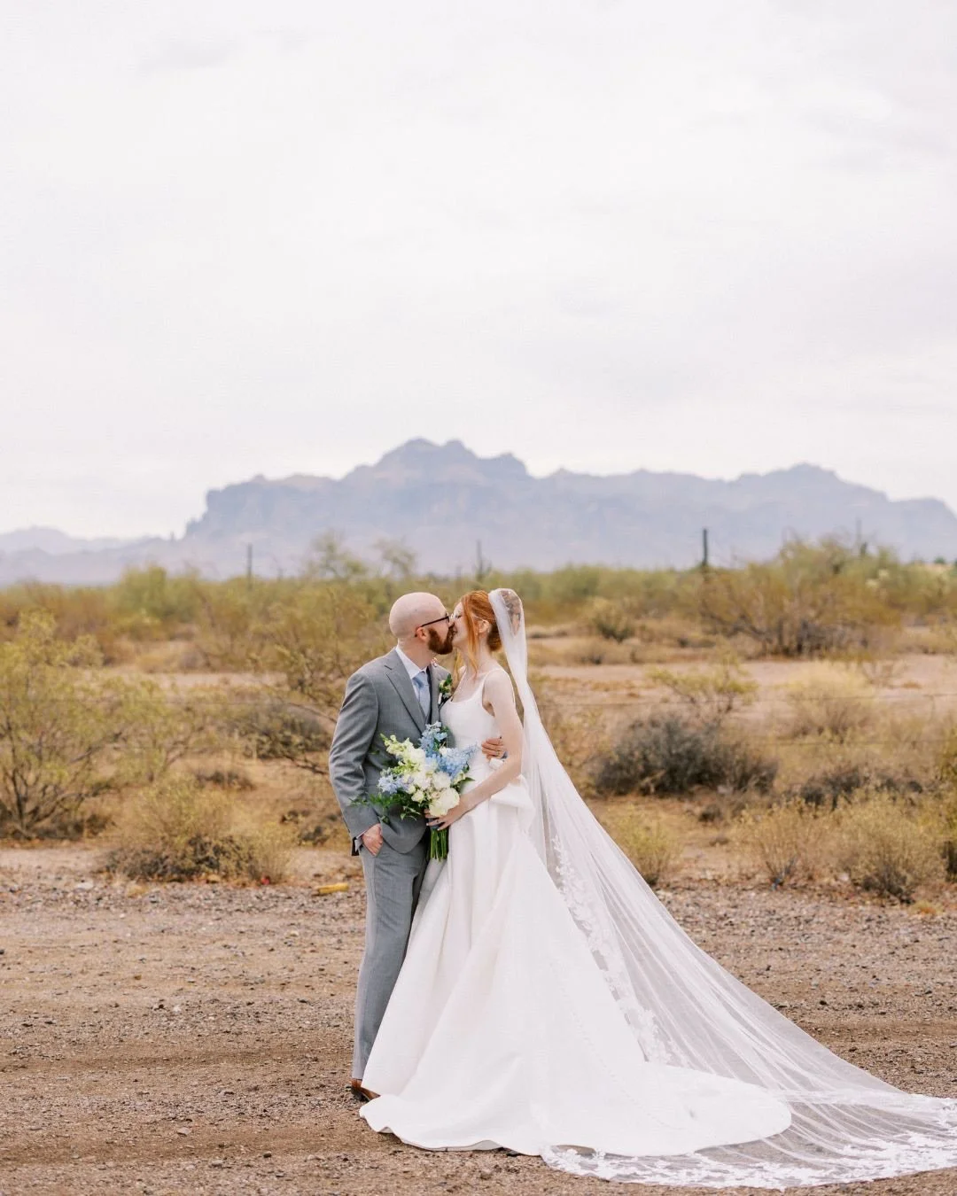 The kind of love that feels soft, steady, and beautifully simple. Lauren &amp; Scott trusted us completely, and days like this remind me of why I love what I do&mdash;I get to capture moments that feel effortless, romantic, and entirely yours. 

Vend
