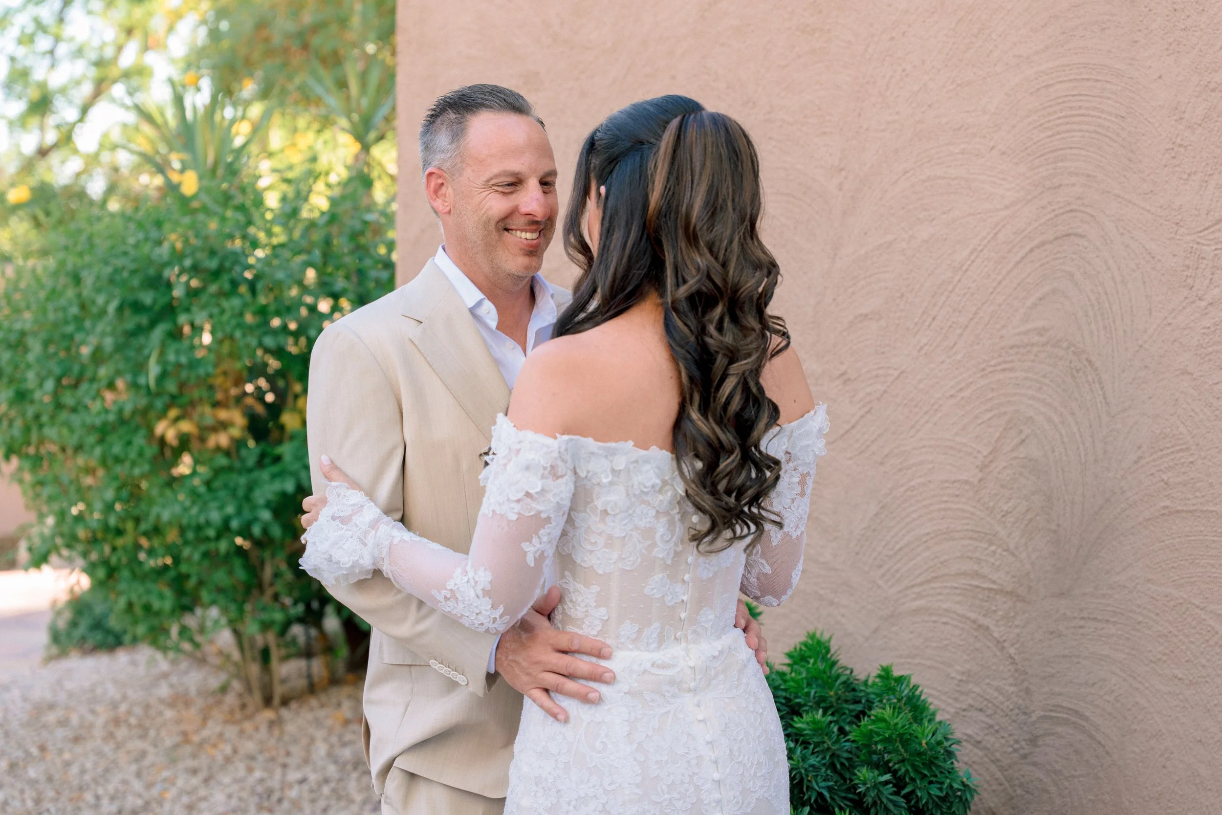 Kristen & Scott - First Look-13.jpg