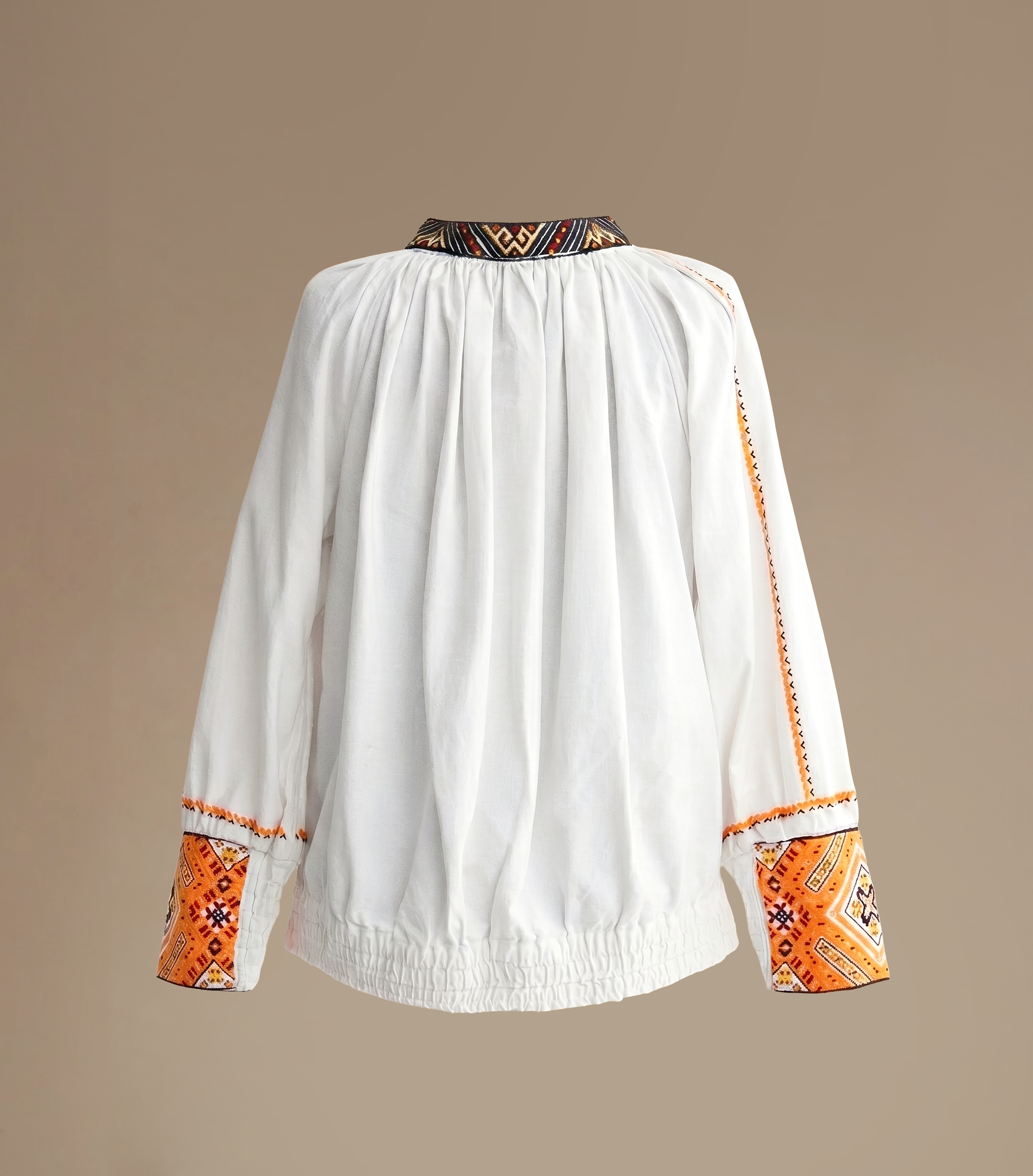 whitejacket2_back.png