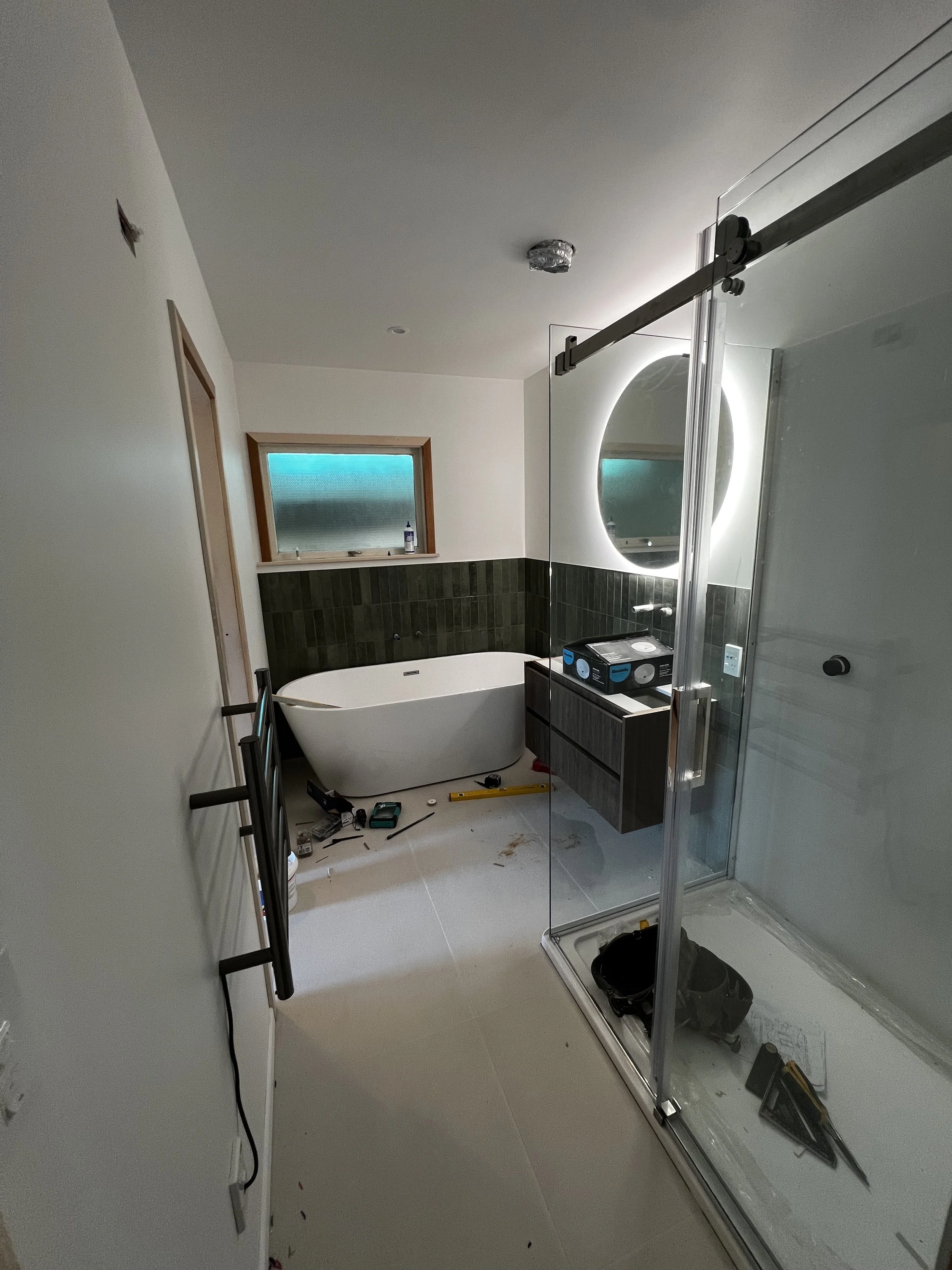 bathroom3.jpg