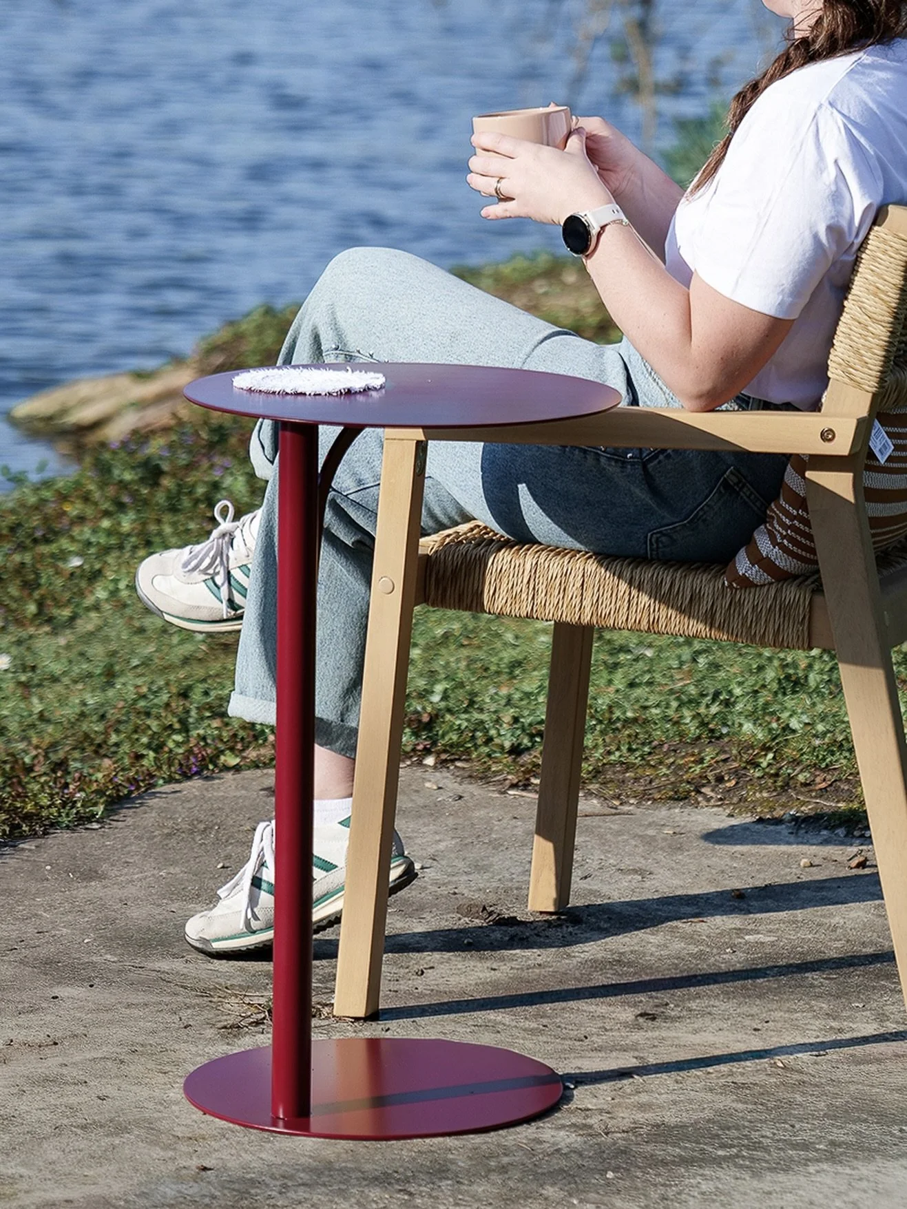 On adore ces beaux jours&hellip; et la table Emi nous suit partout ✨