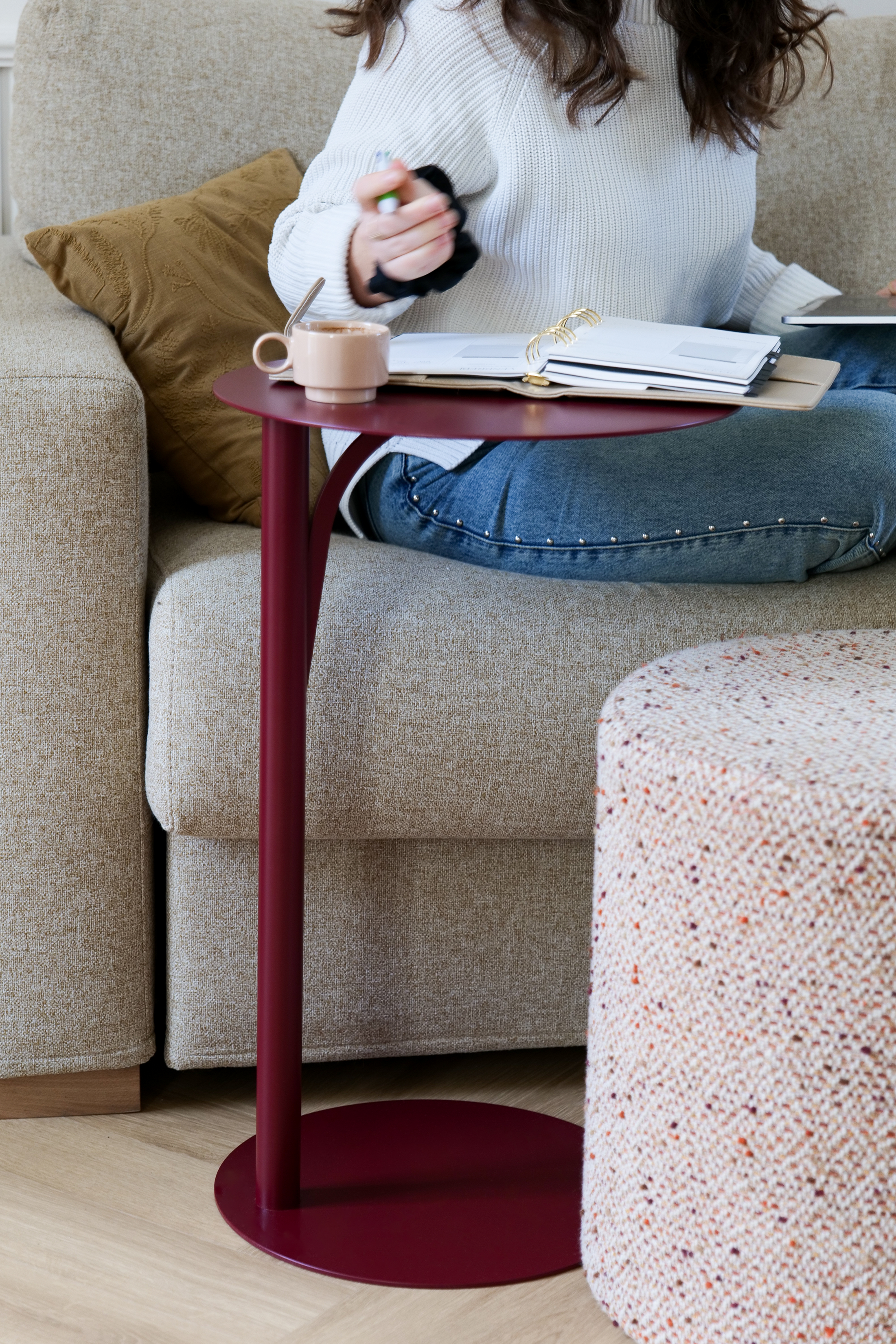 5 idées pour aménager un petit salon avec du mobilier en métal design