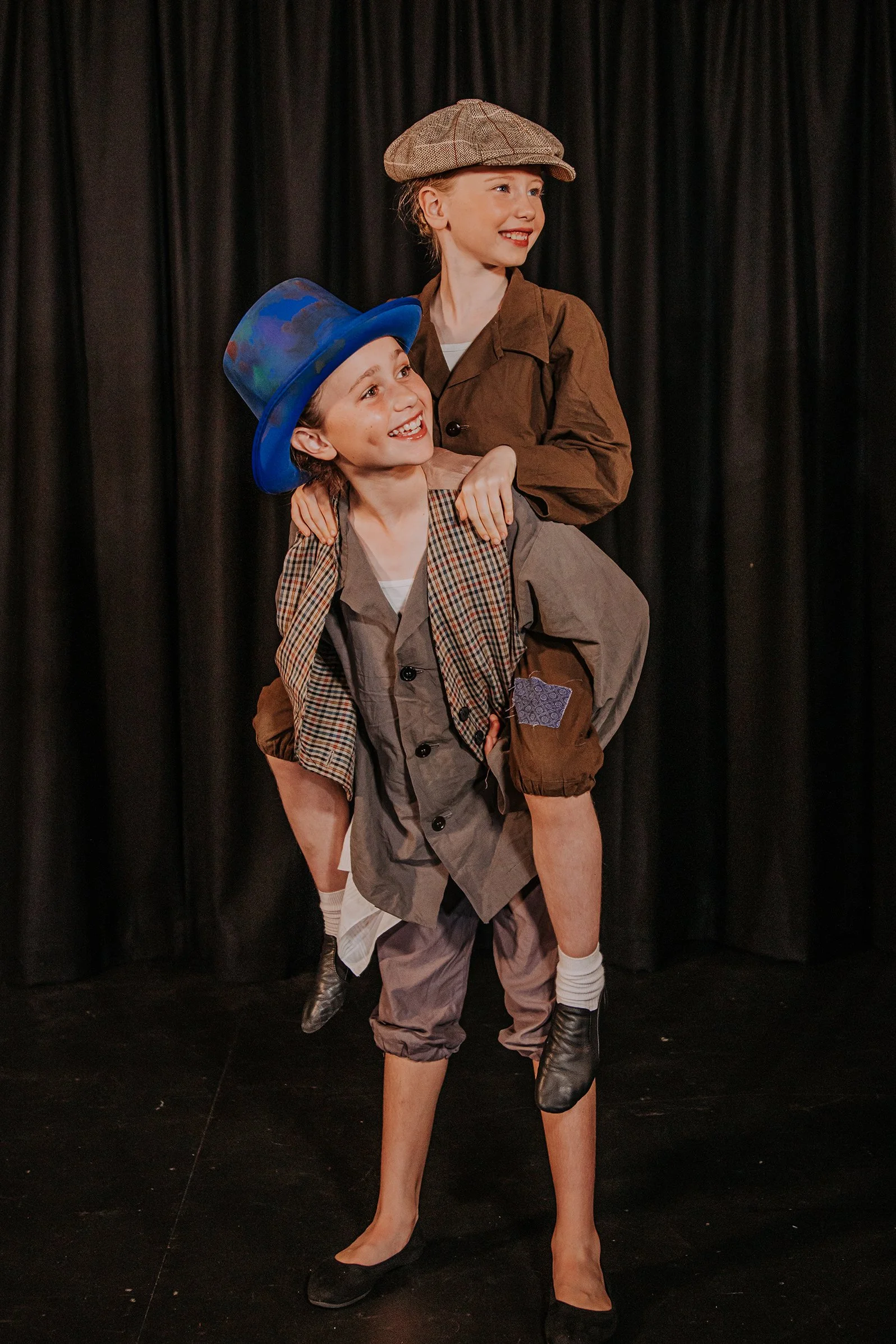 Oliver! Hive — 19.jpg