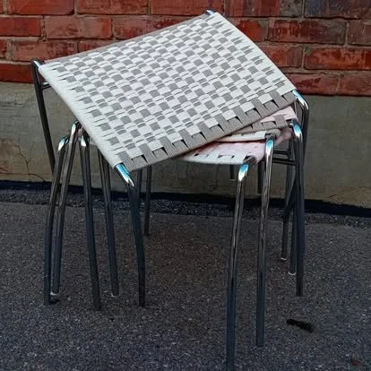 Punottu jakkara - tuolien punonta Helsinki