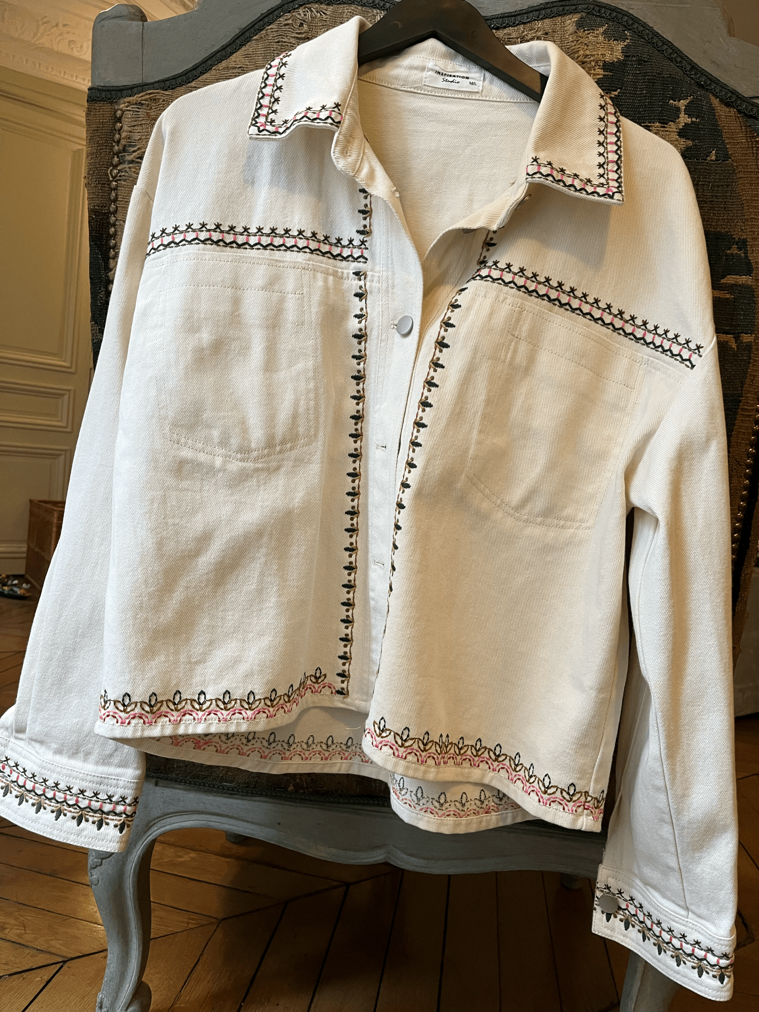 Chic Embroidered Cotton Jacket