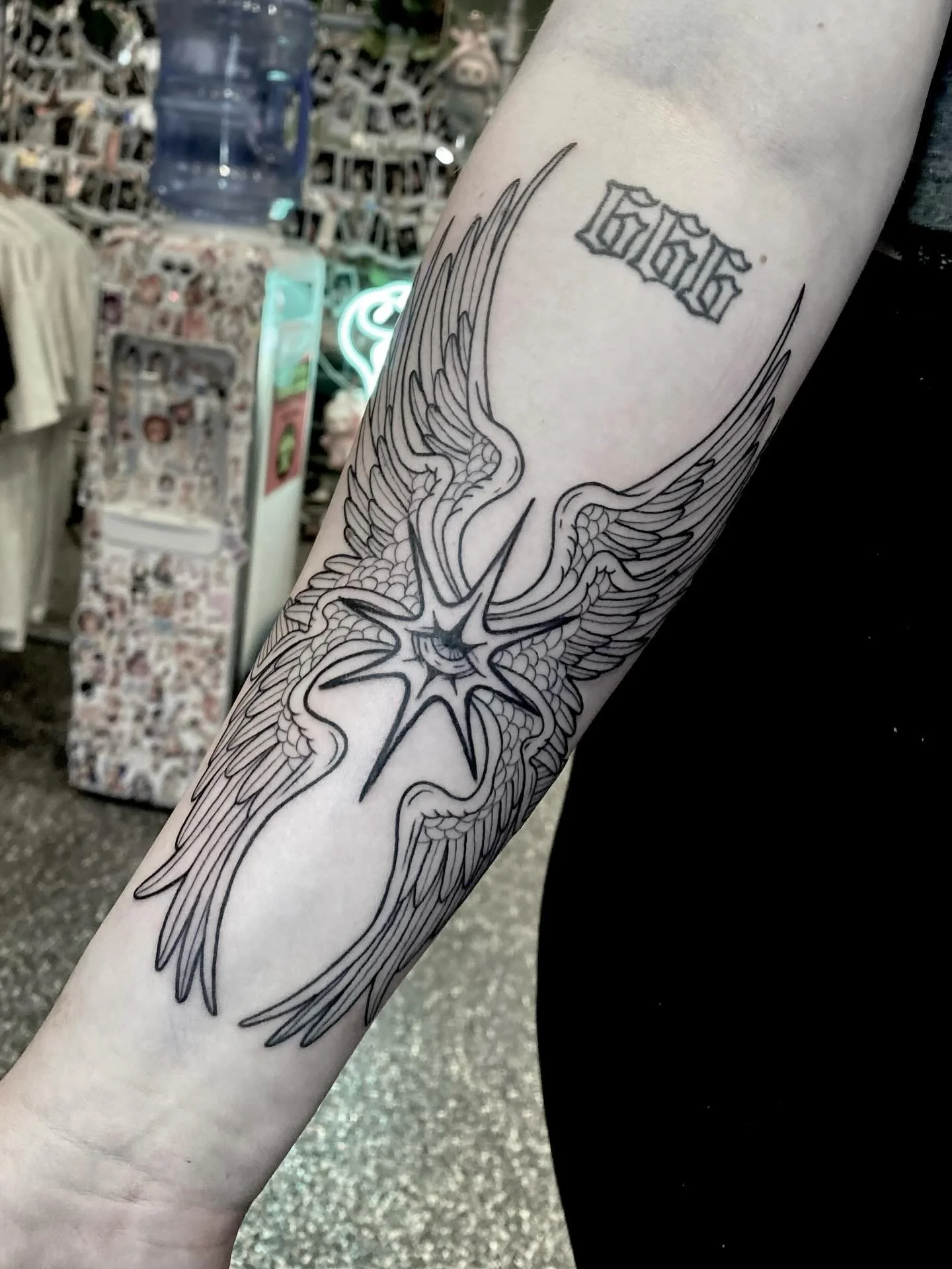 Another lot of tattoos from 2025 that I loved doing this year. Lots of ongoing/unfinished projects that I can&rsquo;t wait to finish next year 😍 All done at @lostsanctumtattoo 
.
.
.
.
.
#tattoo #goldcoast #tattooartist #darktattoo #blackwork