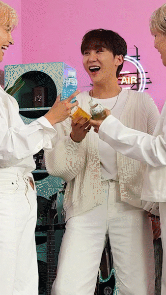 Mogu Mogu Band.gif