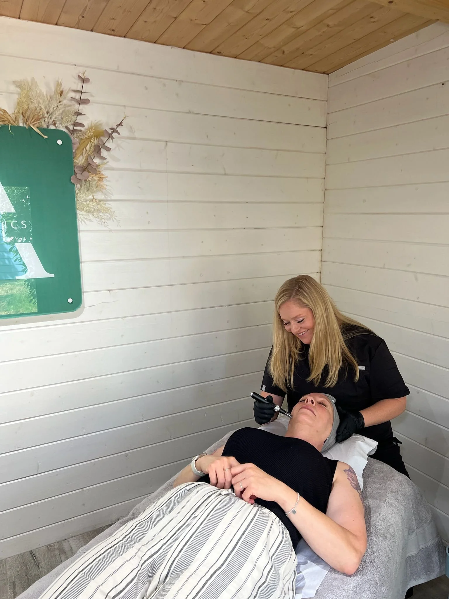 Mirconeedling Facial.jpg