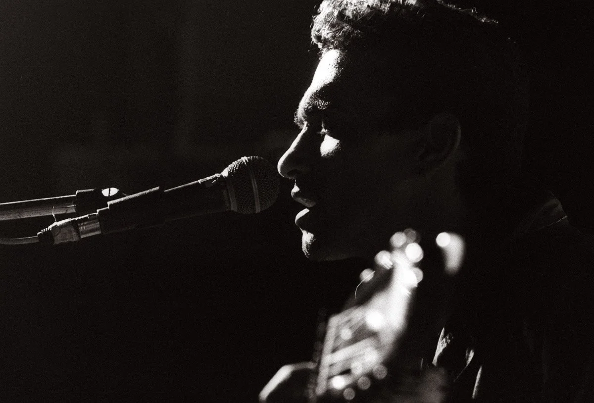 Hol00May - 06-16.jpg