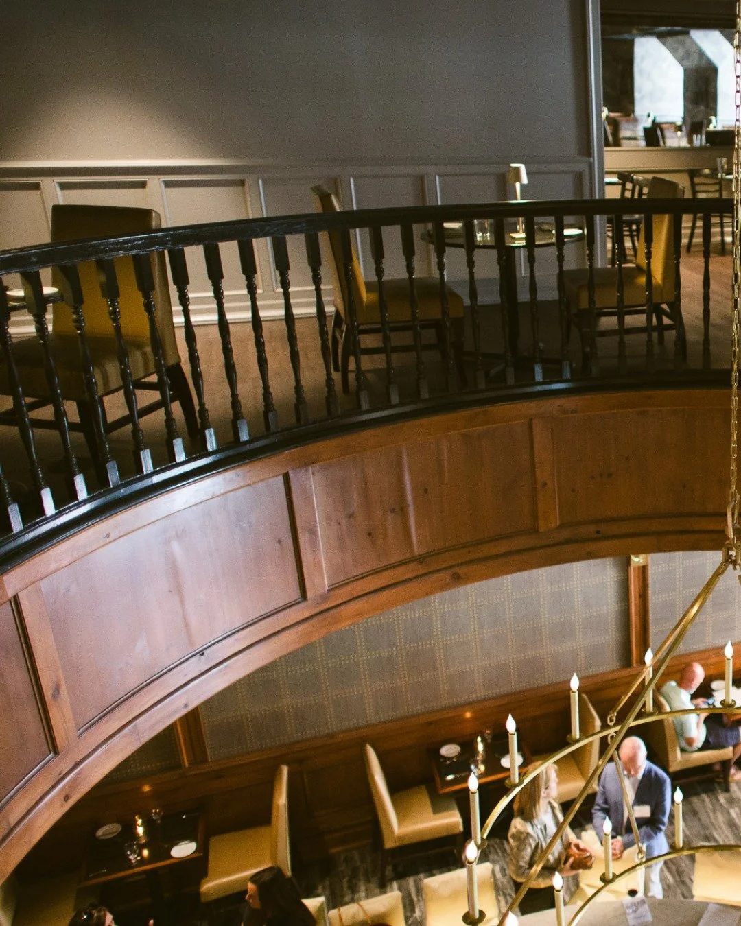 Dinner with a view &mdash; literally. 👀

From the rotunda to the bar, MTG PL brings the glow, the cocktails, and the kind of atmosphere you want to linger in.