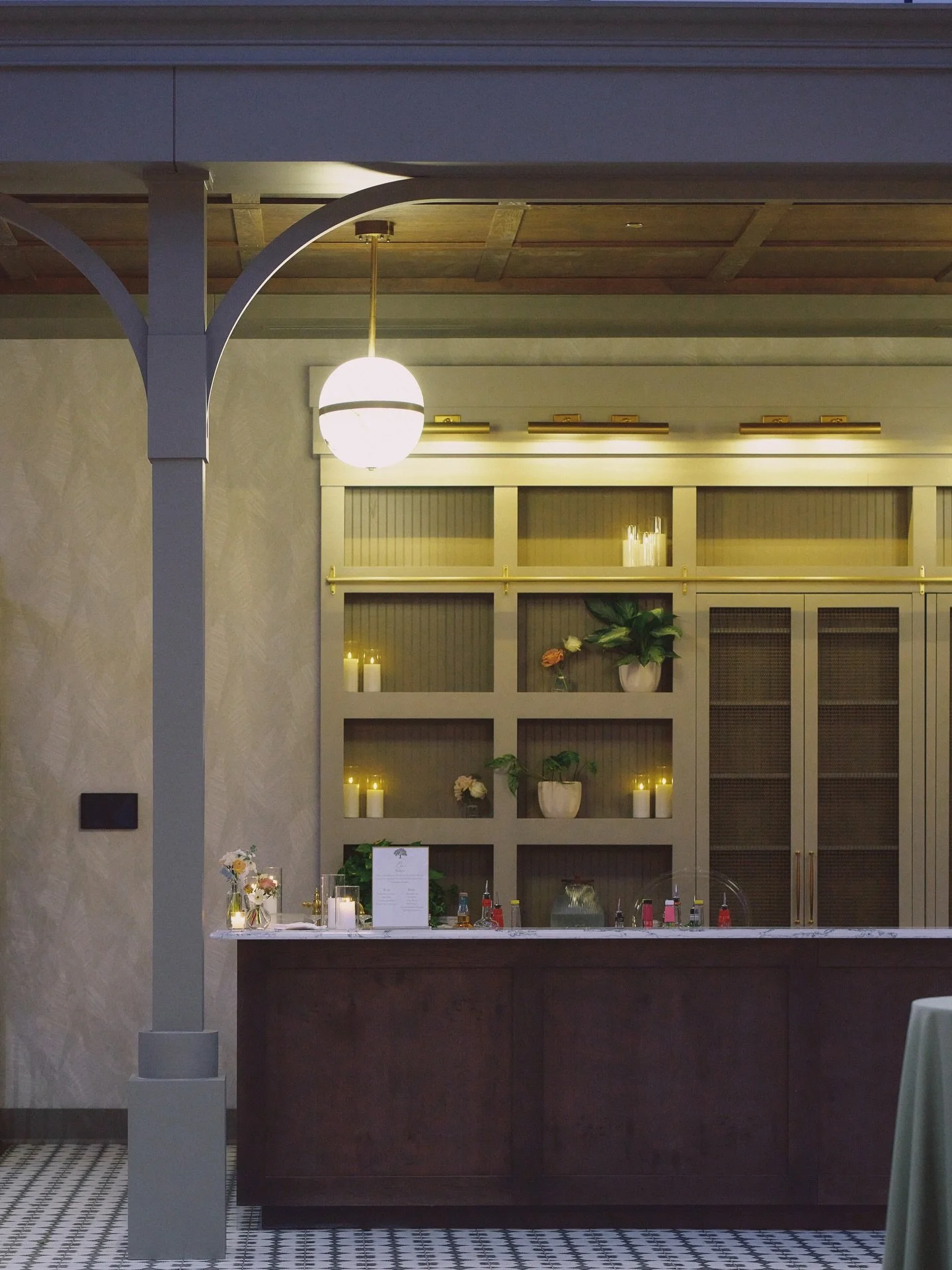 Discover a space where a blend of restored architecture and modern design creates an unforgettable atmosphere. From intimate gatherings to grand celebrations, every detail is curated to leave a lasting impression.

To ensure a seamless experience, al