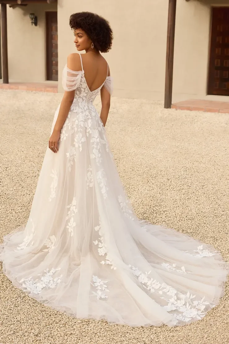 Sophia Tolli Isla