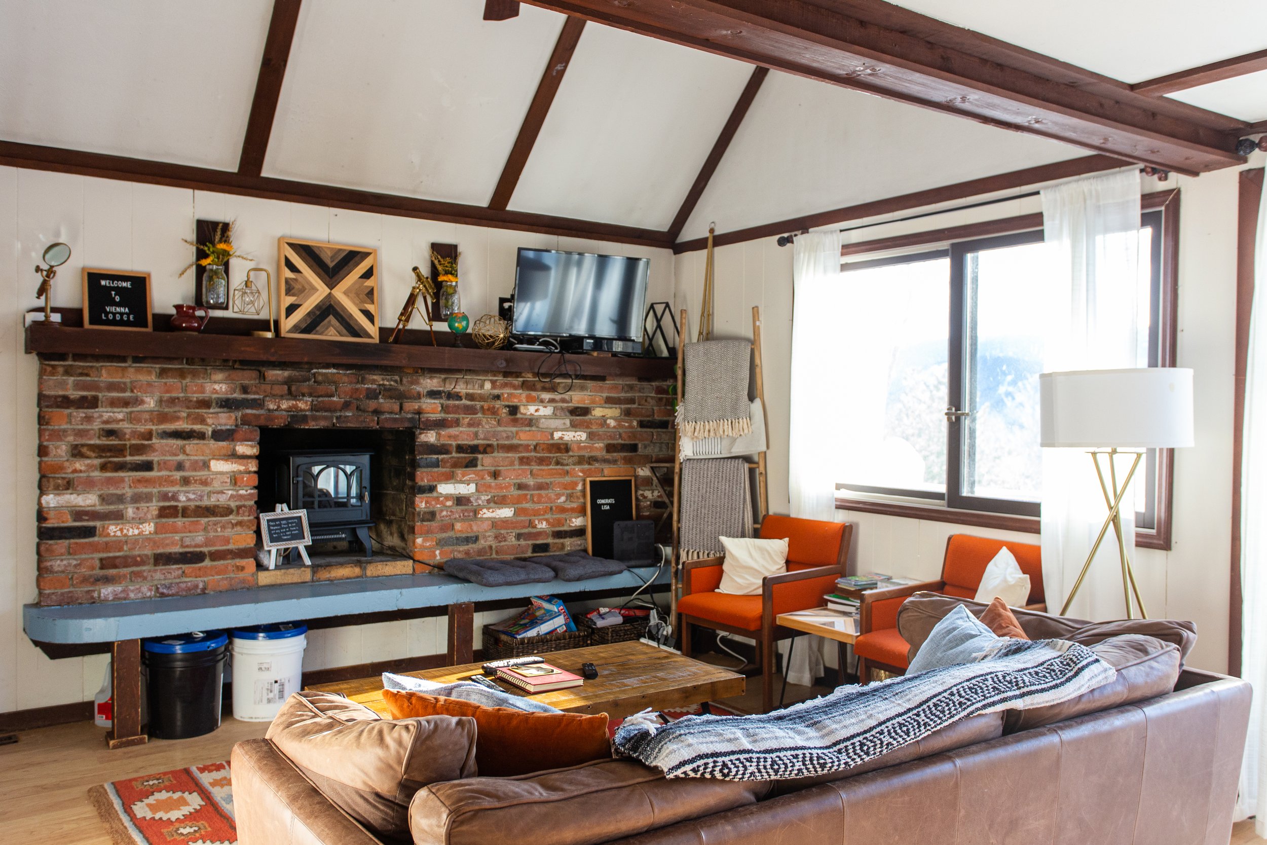 Intervale, New Hampshire Airbnb - Interior Architecture Photography-9.jpg
