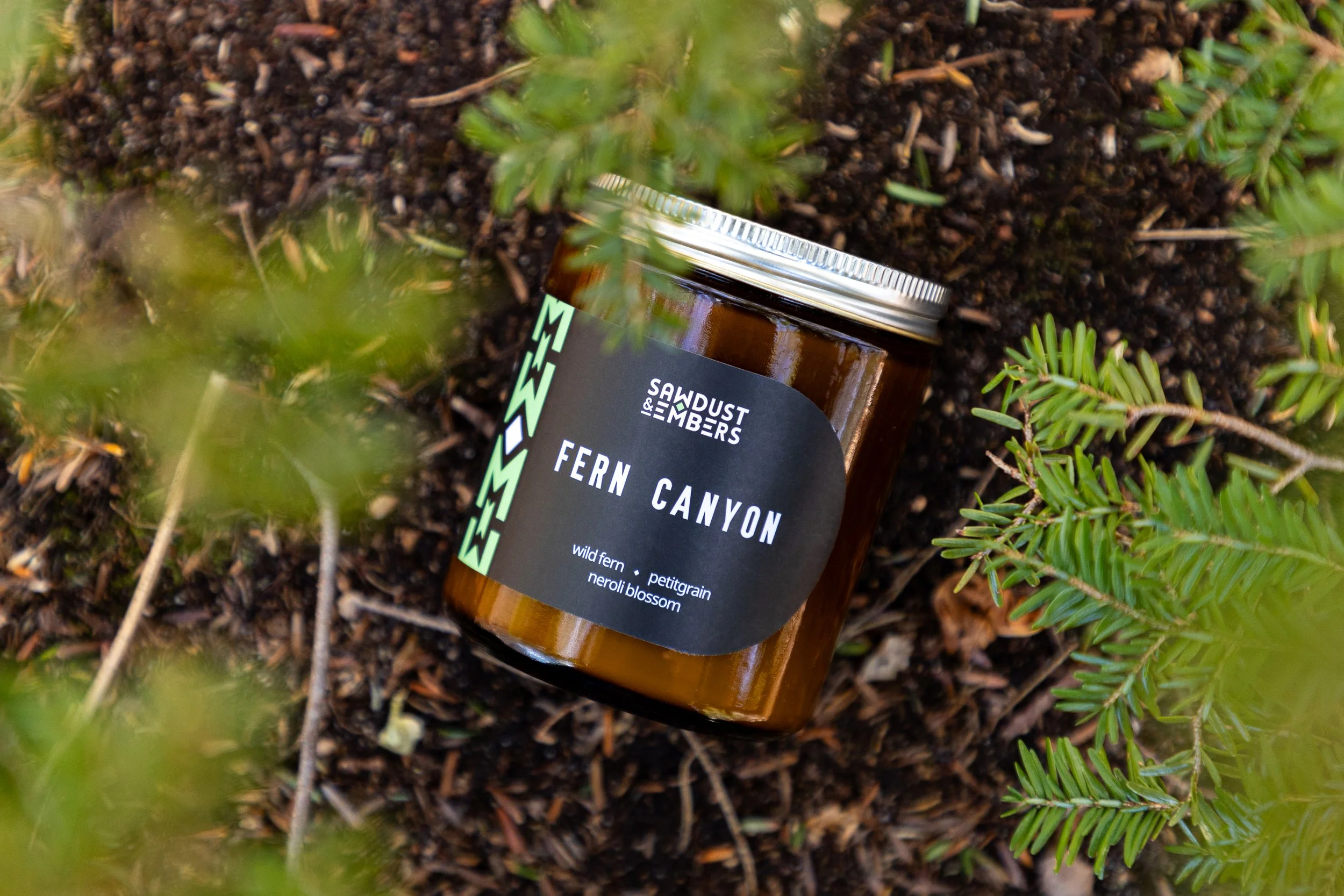 Sawdust & Embers Candle - Photo by Kayleigh Ann Archbold-91.jpg