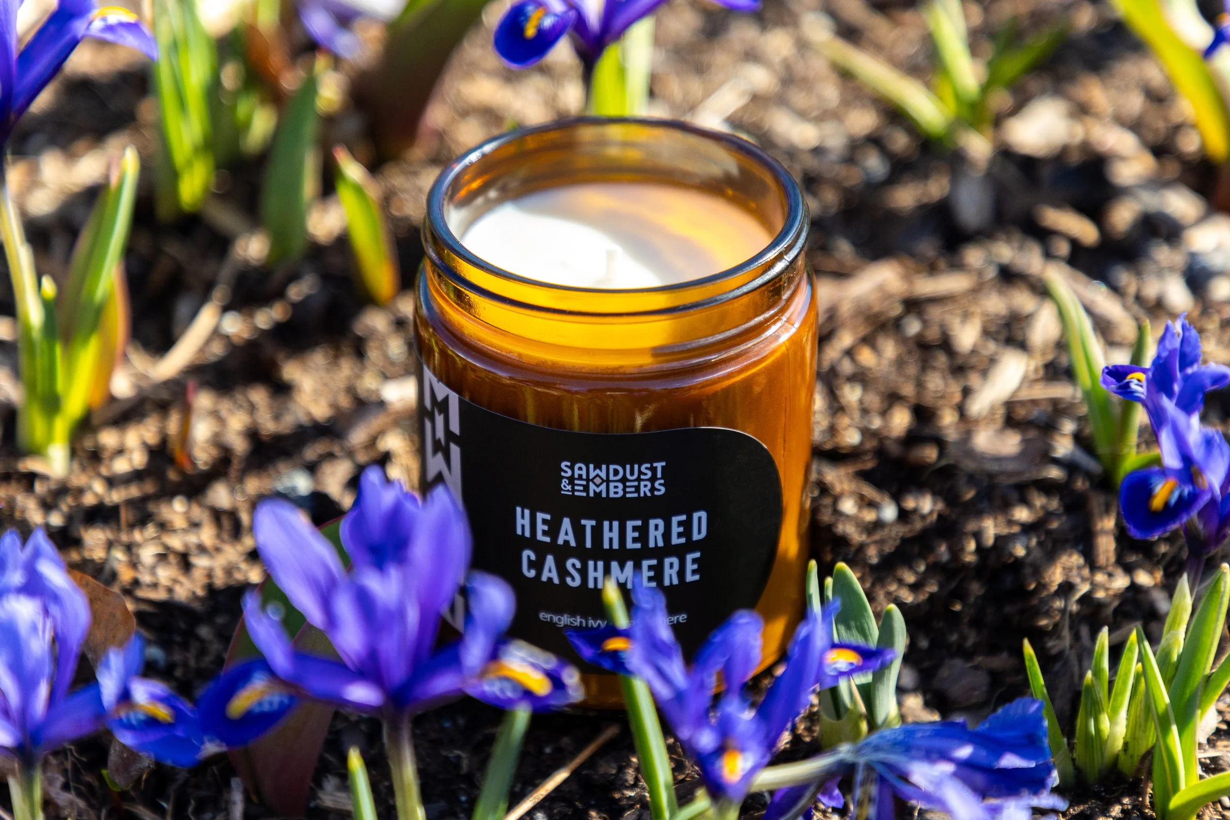 Sawdust & Embers Candle - Photo by Kayleigh Ann Archbold-4.jpg