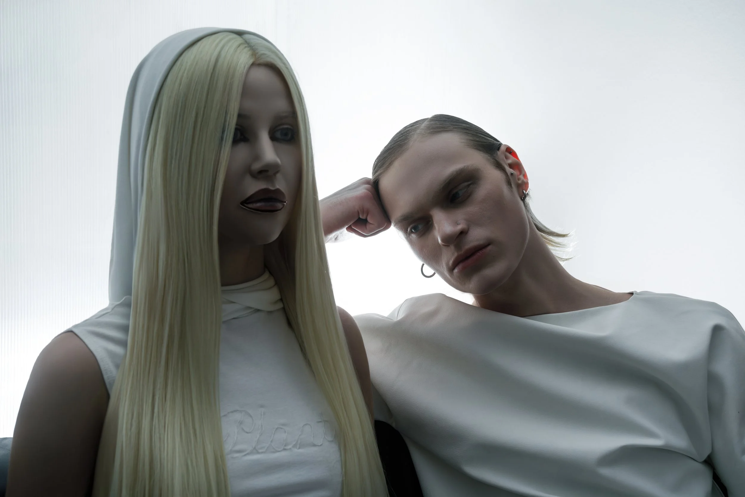 MANNEQUIN_by rianon vran_2024_12_141805-Verbessert-RR.jpg