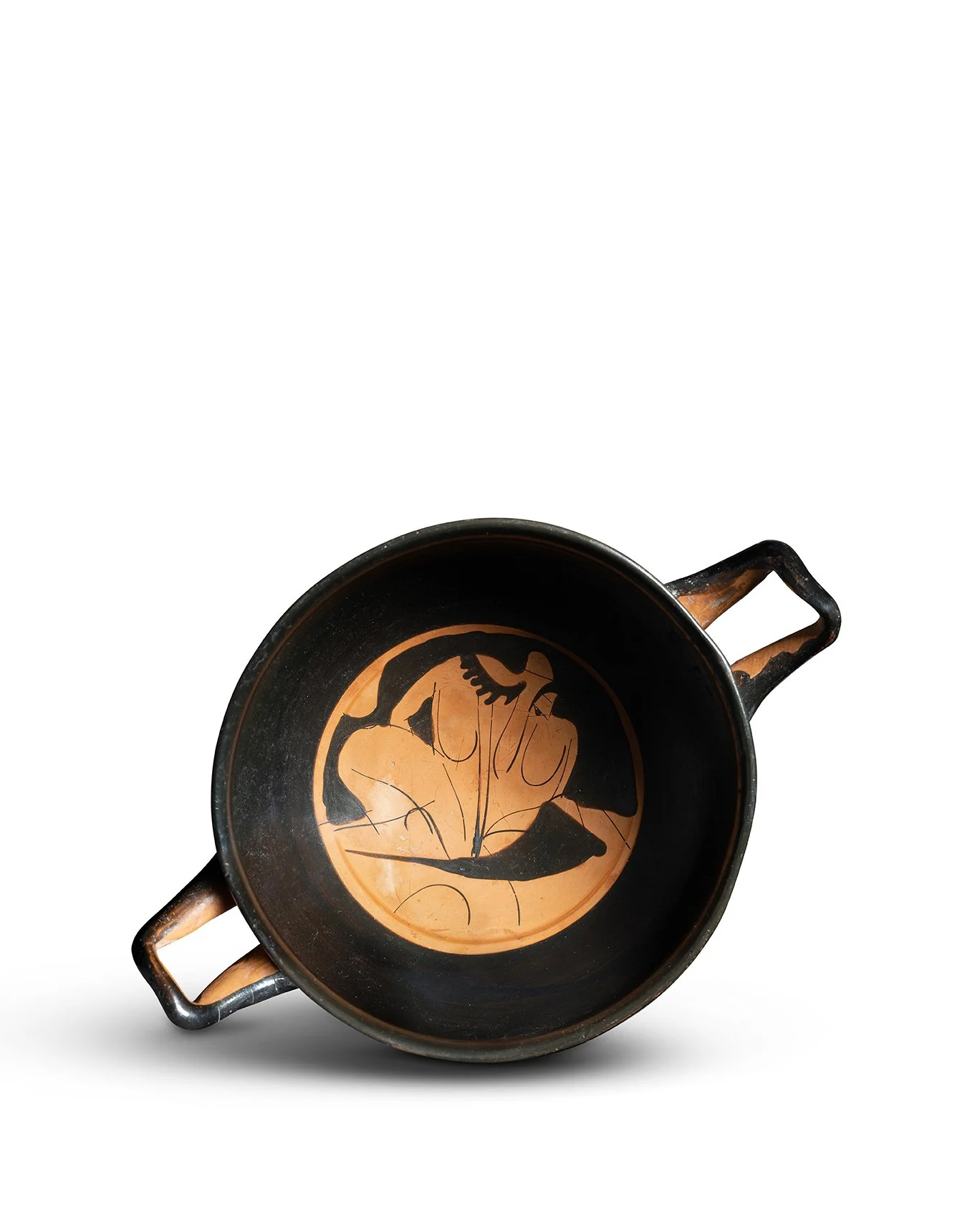 An Attic red-figure kylix, attributed to the Pithos Painter