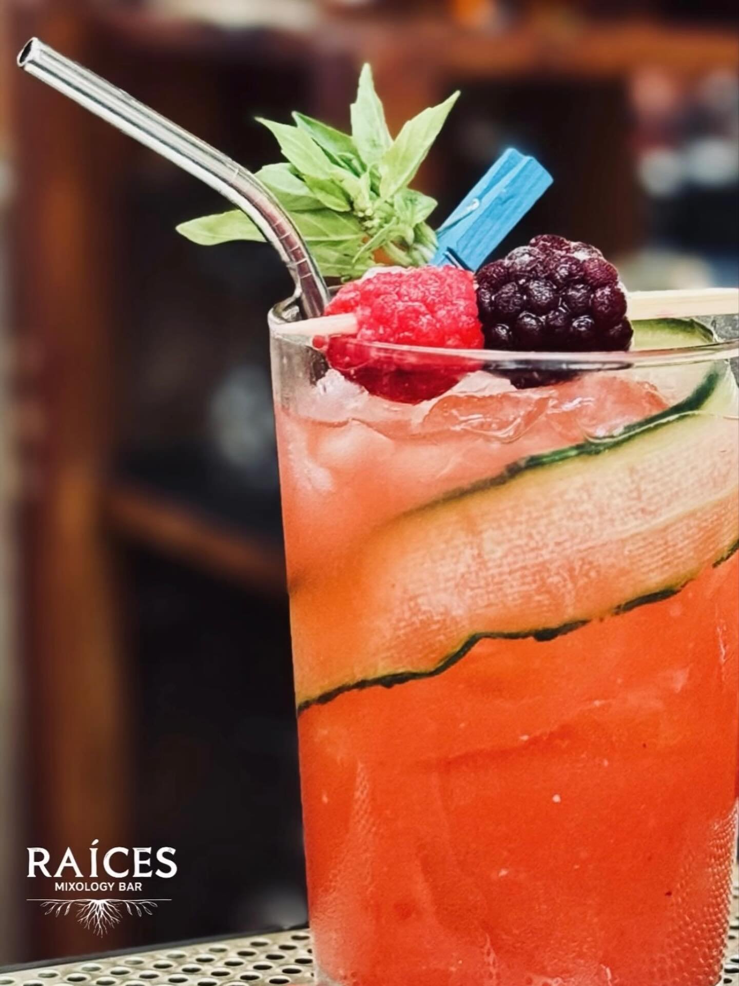 So cool &amp; fresh,  and the night is just getting started at @raicespdc 🫐🍸&hearts;️ we want to see you here! @callecorazon