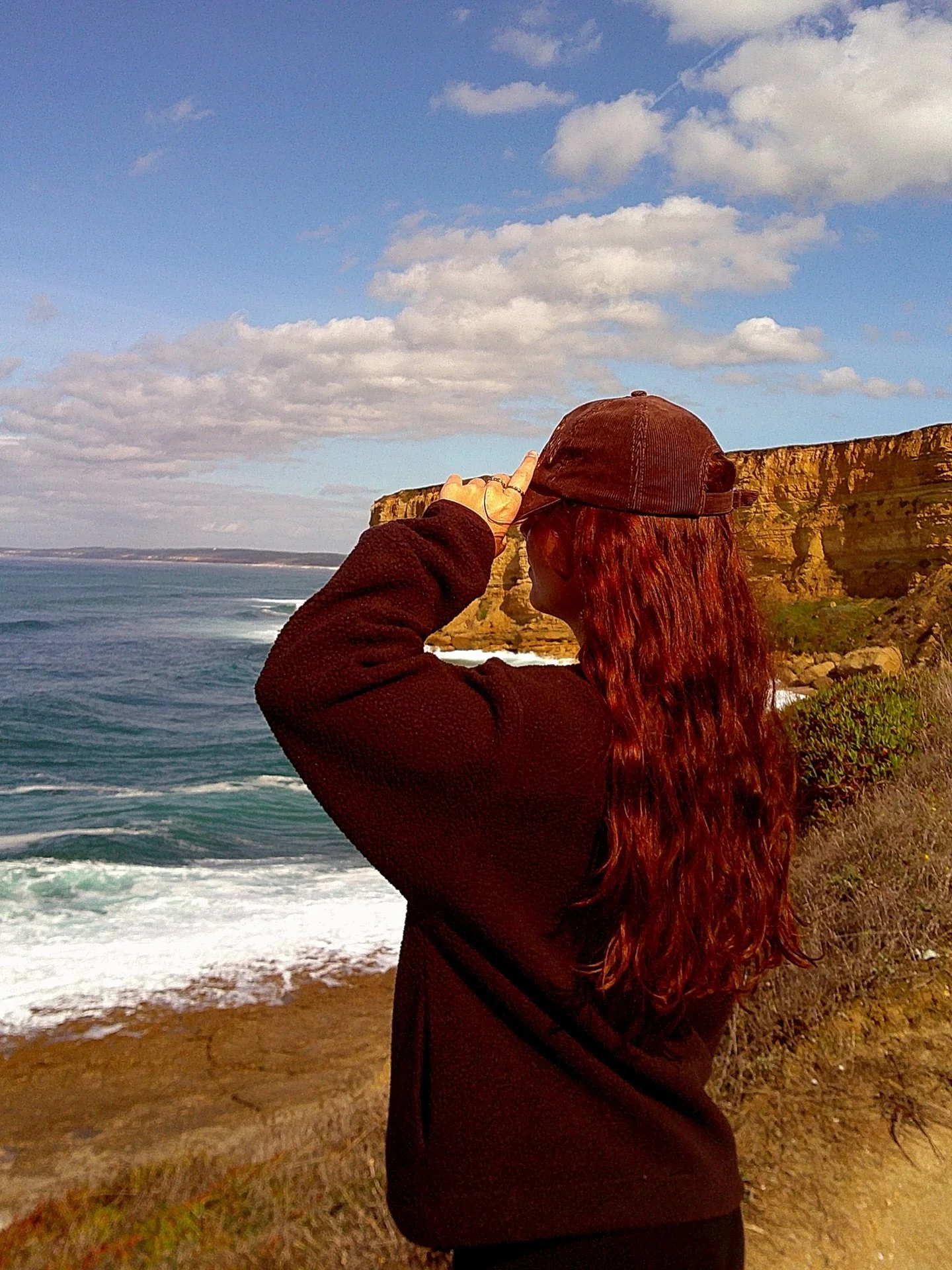Summer is right around the corner ☀️🌊
Capture every adventure with RetroCam 

.
.
.
.
.
#retrocam #summer #digicam