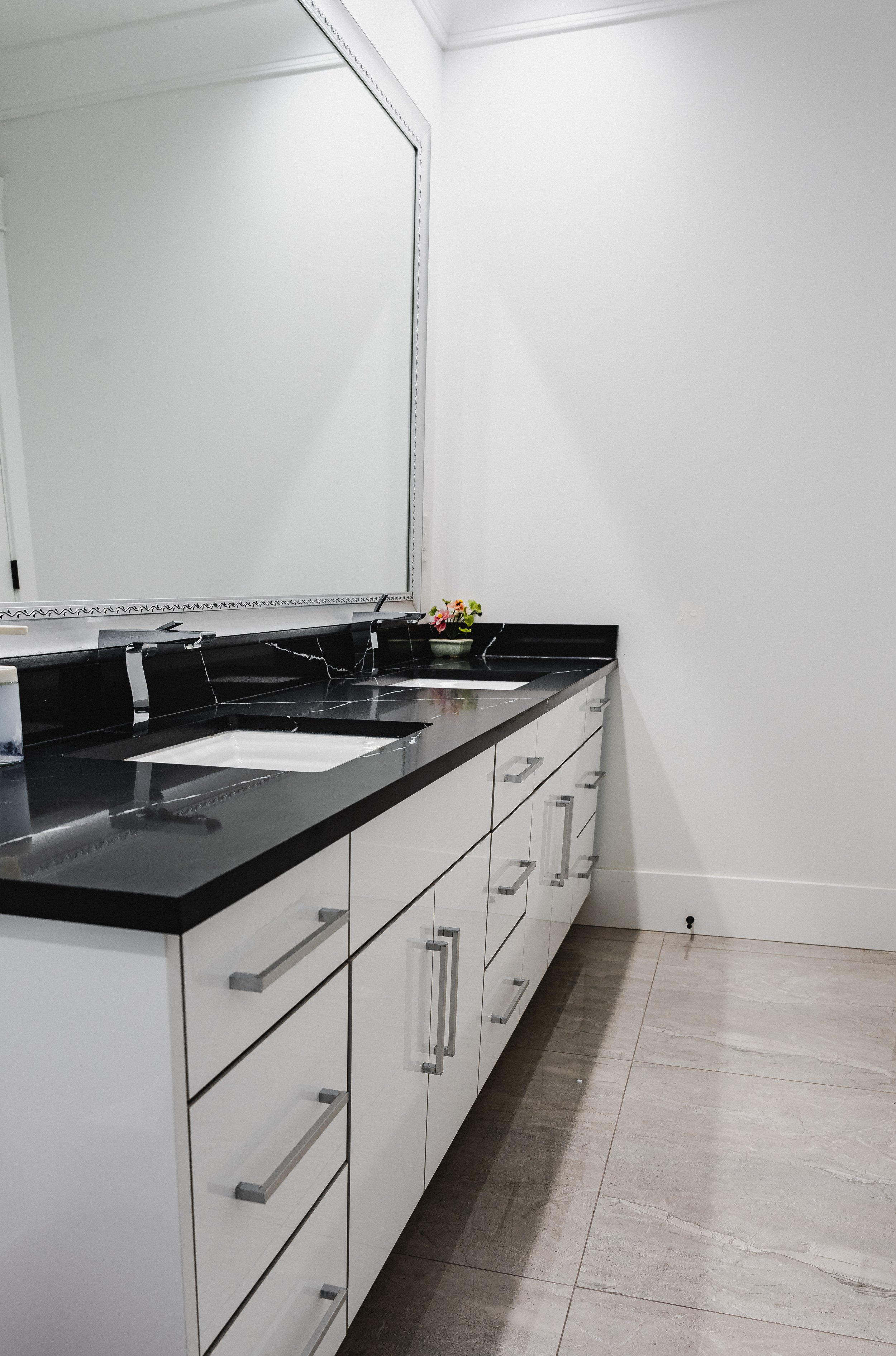 Hugh AirBnB02-14.jpg