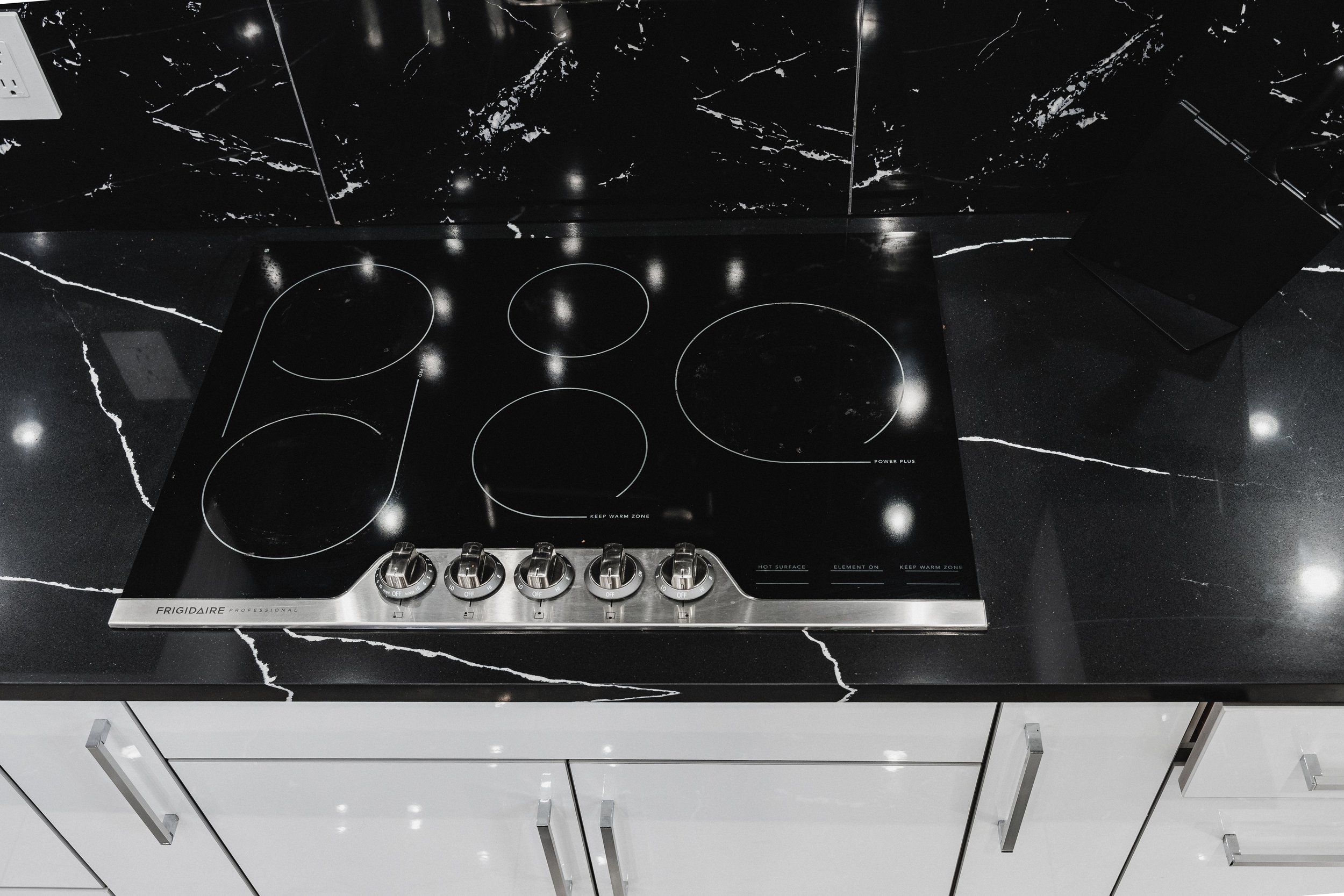 Hugh AirBnB02-40.jpg