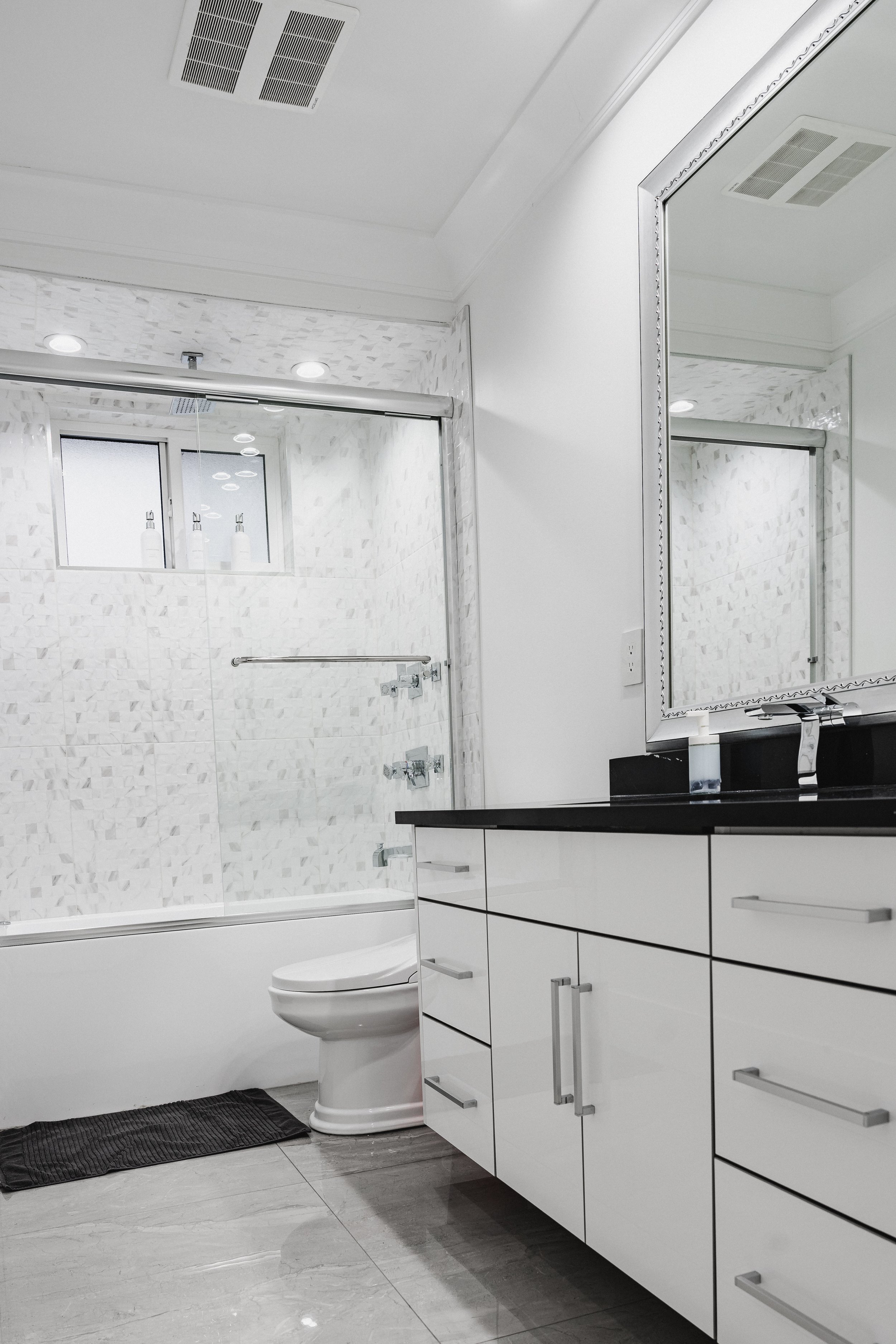 Hugh AirBnB02-13.jpg