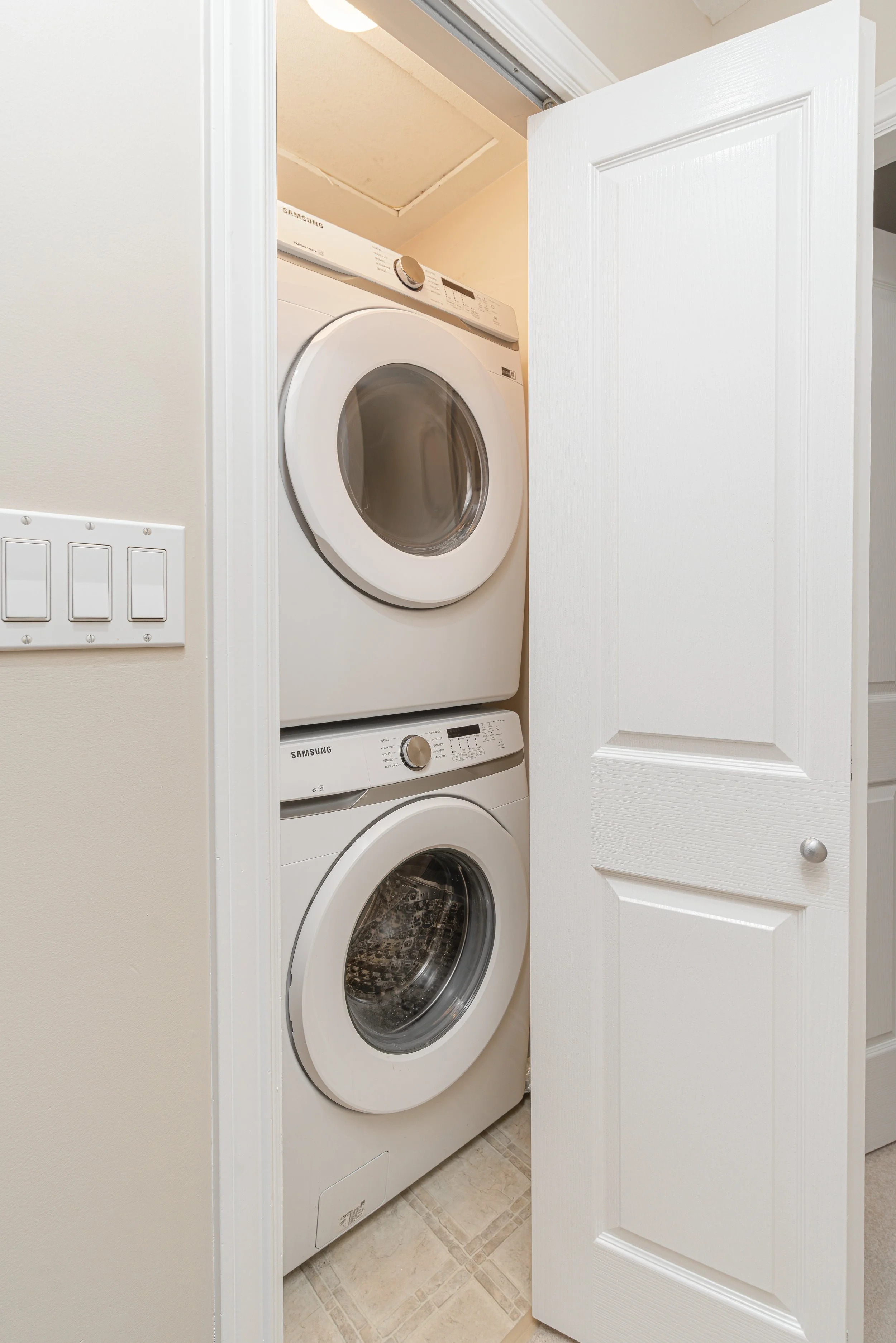 61 Ave Surrey_25.jpg