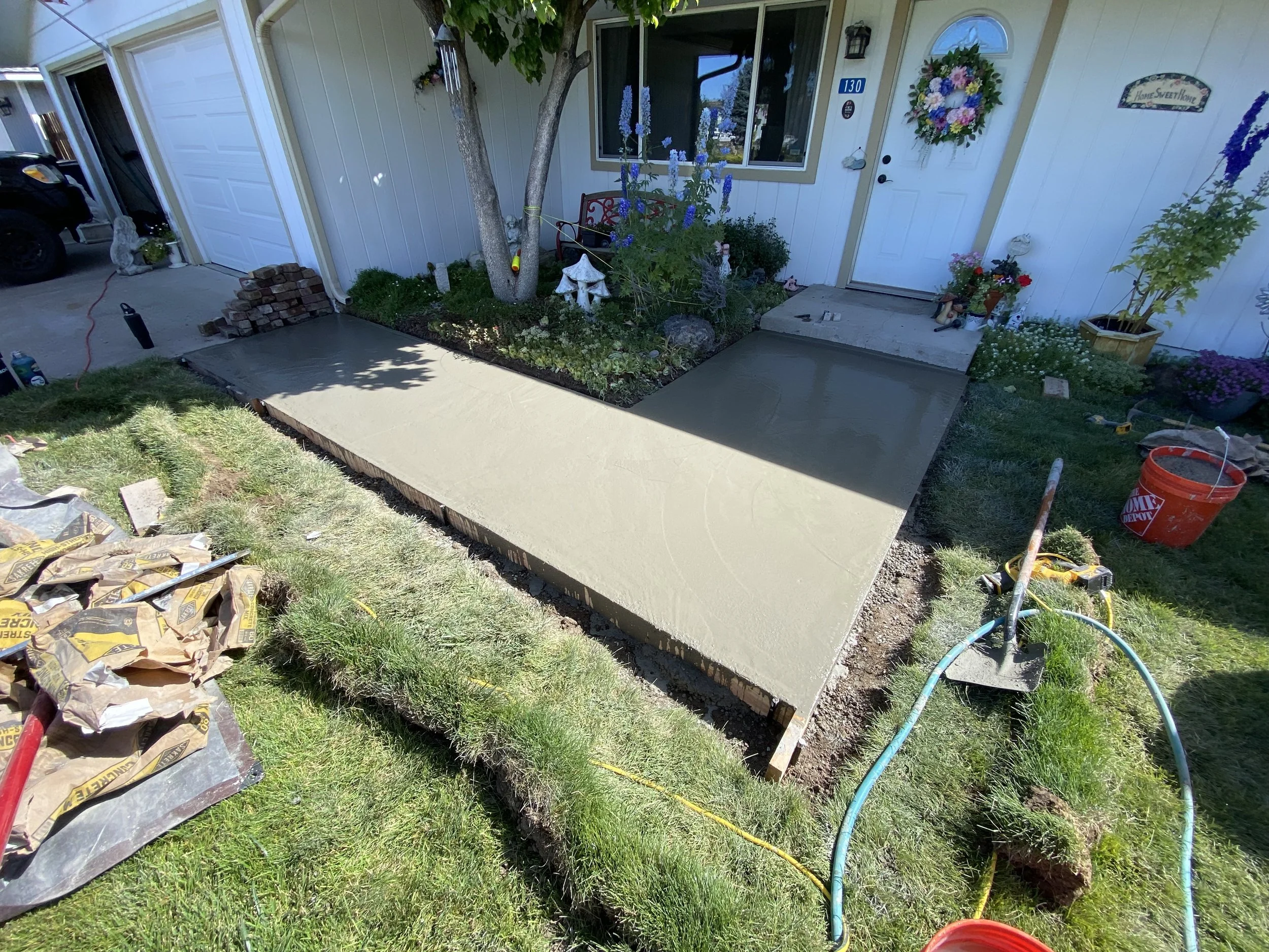 Poured new slab. Getting ready to do the finishing touches.