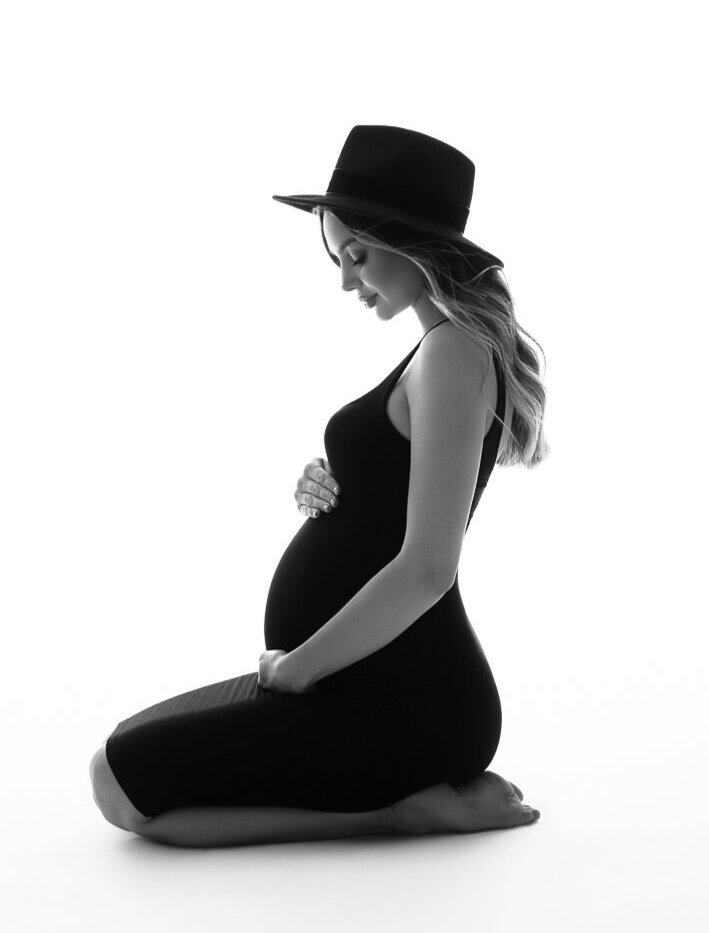 best-maternity-photographer-near-me-11.jpg