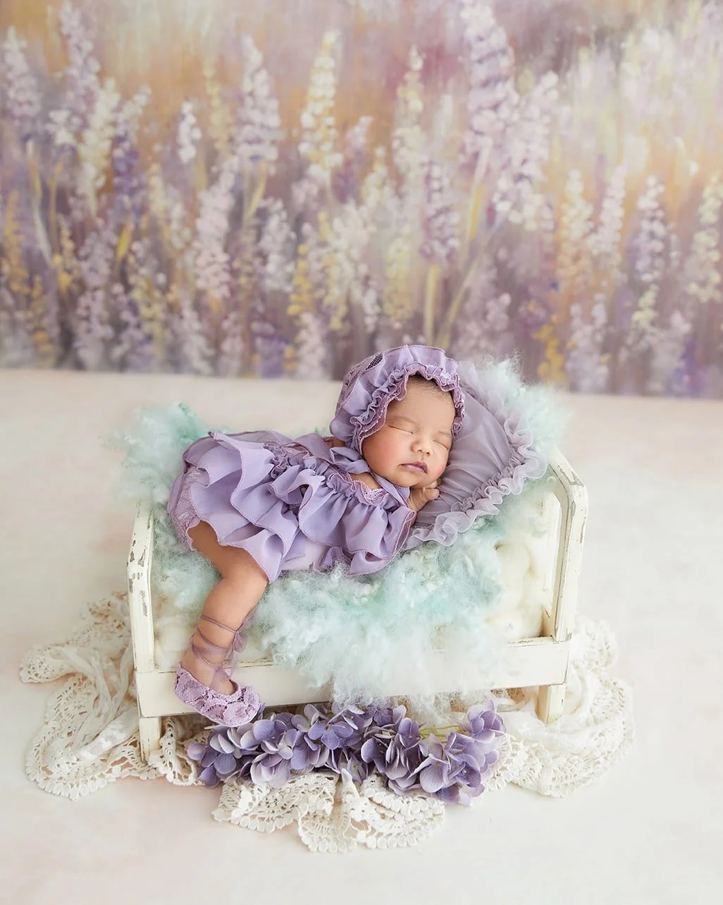 setting-up-a-newborn-photo-shoot43.jpg