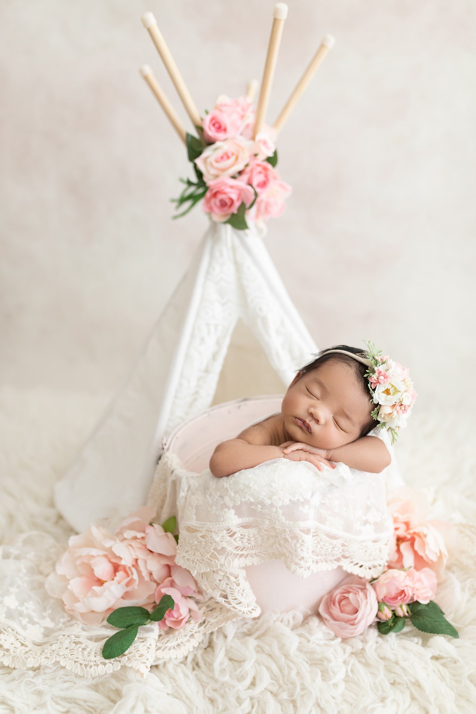 setting-up-a-newborn-photo-shoot58.jpg