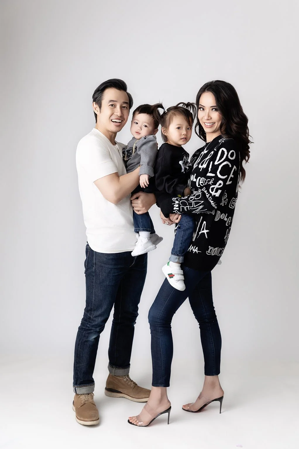 family-photoshoot-ideas-26.jpg