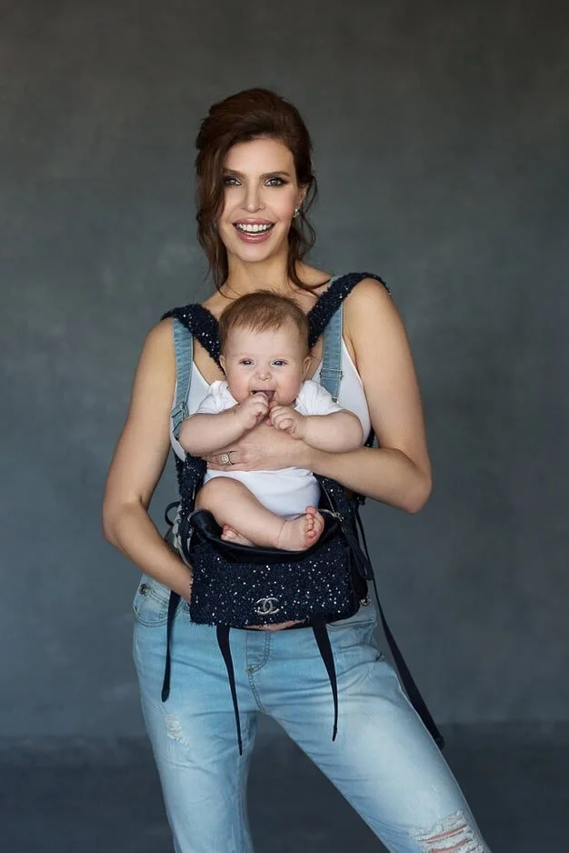 ideas-for-a-mommy-and-me-photoshoot-06.jpg