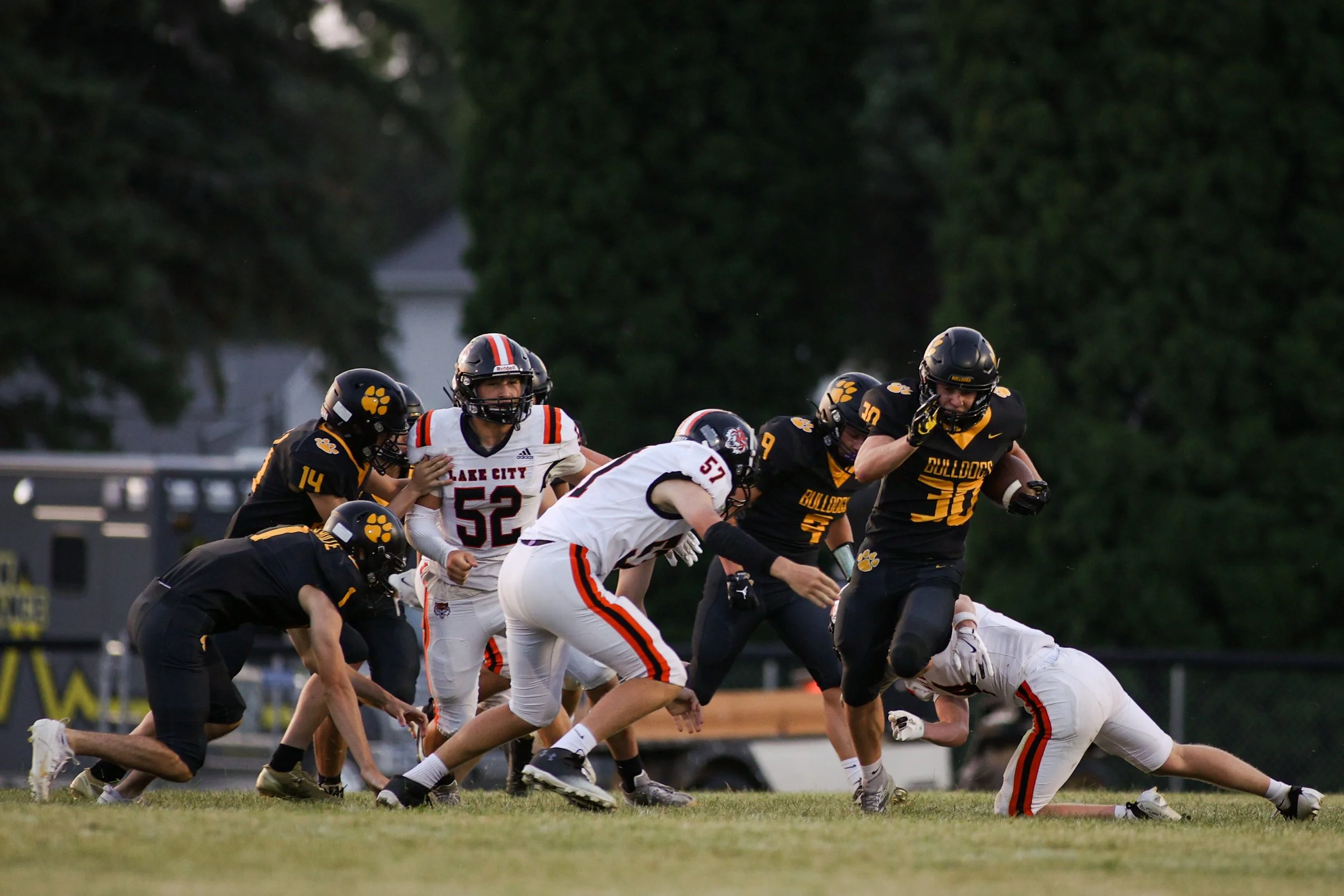 Plainview-Elgin-Millville's Nolan Ford (30) runs with the ball during a Southeast Central District football game against Lake City on Friday, Aug. 29, 2025 in Elgin. (Post Bulletin)