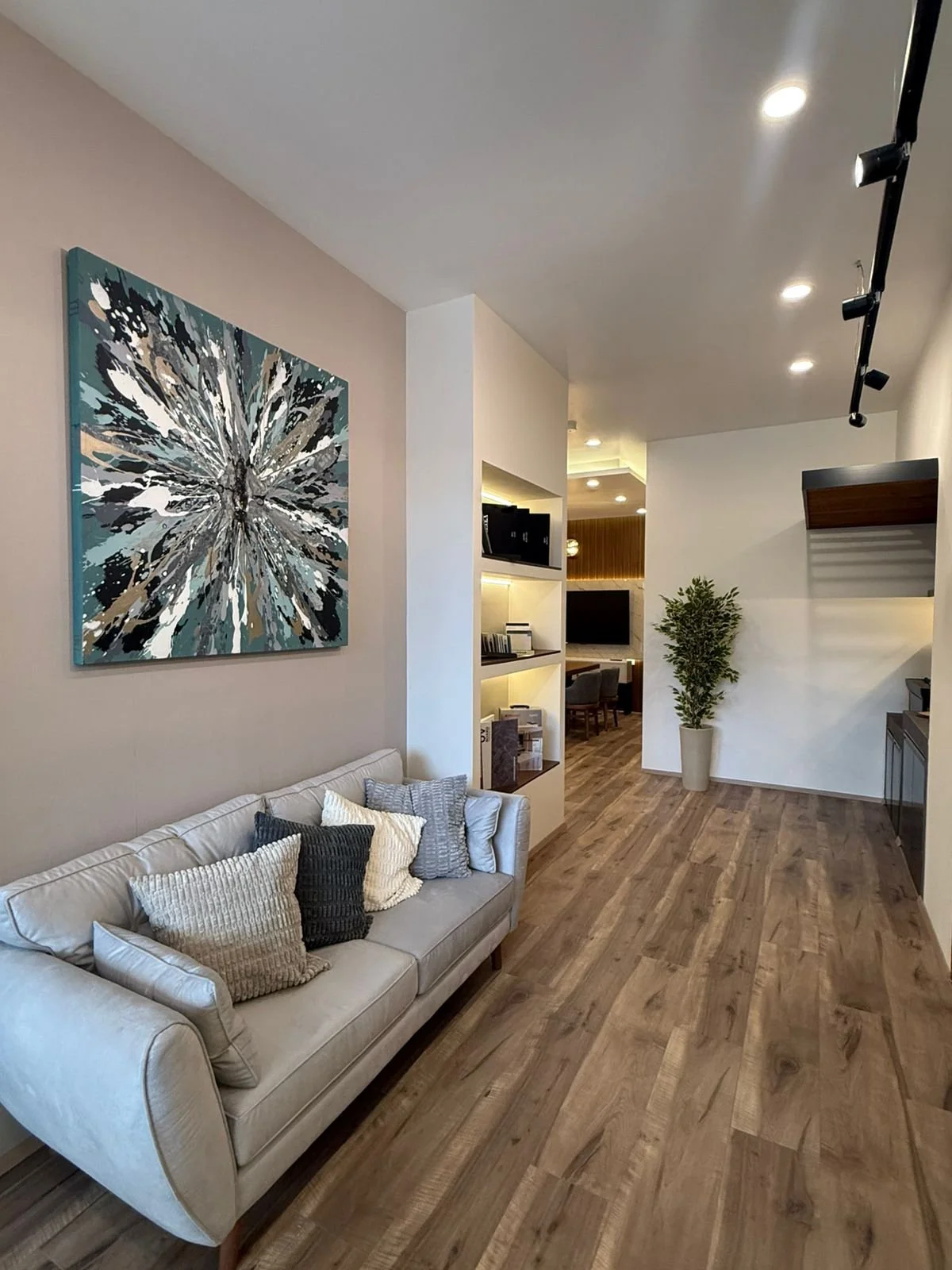 WhatsApp Image 2026-03-07 at 15.12.47 (3).jpeg