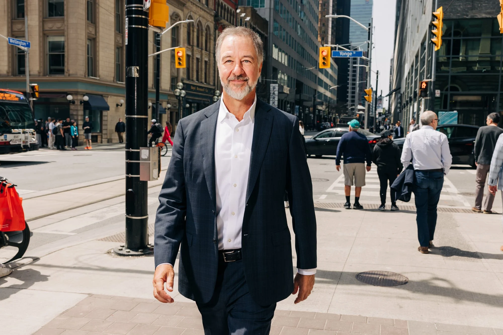Seen to Be Led: The Role of Executive Portraits in Building Trust and Morale