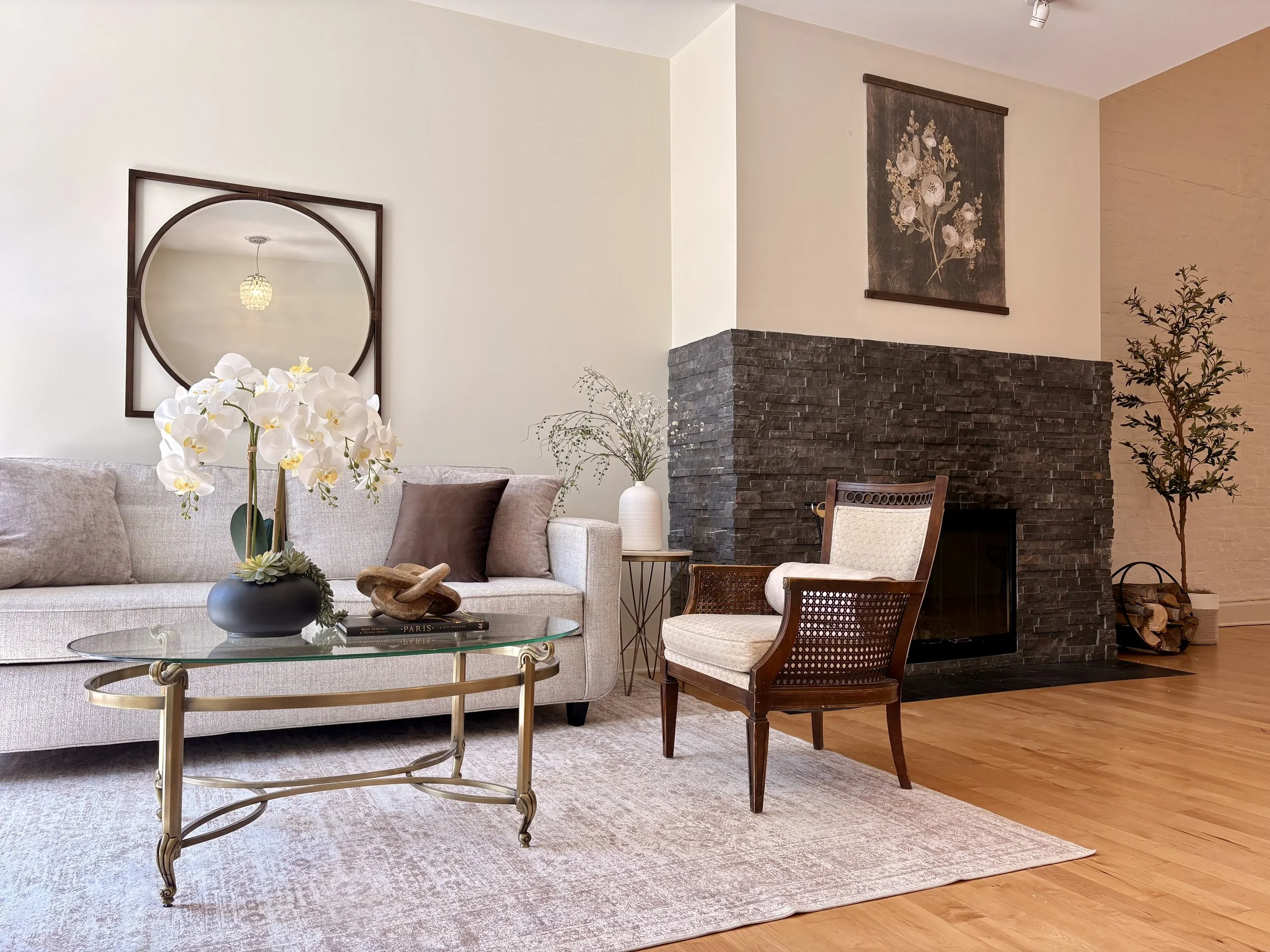 front living room 2.jpeg