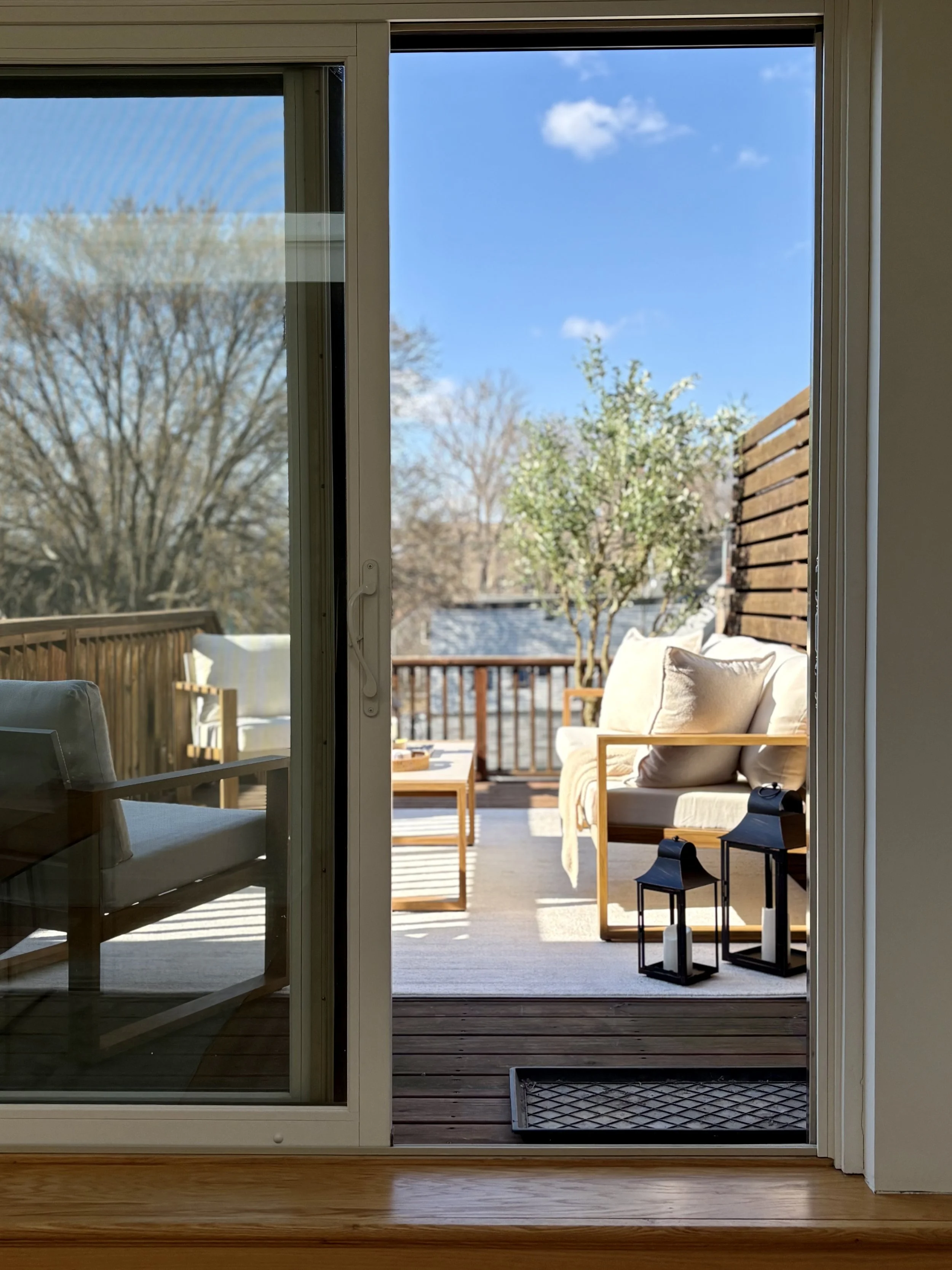 balcony 1.jpeg