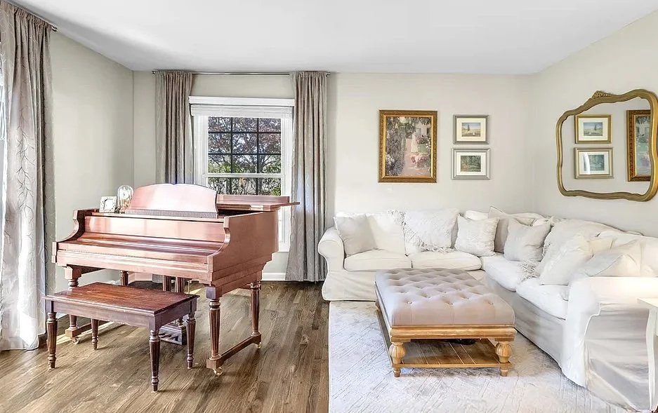 living room staging st paul.jpg
